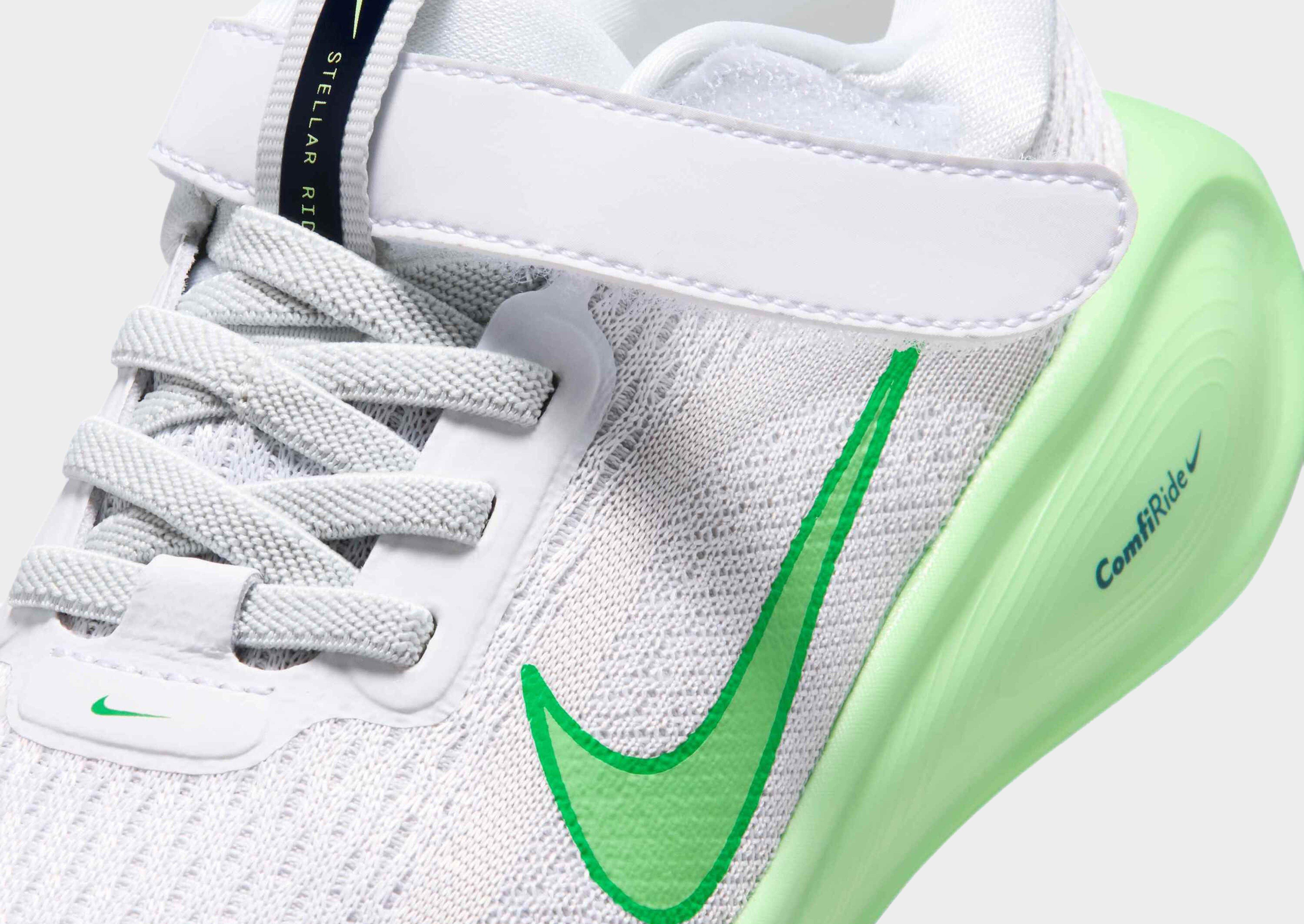 Nike Baskets Enfant