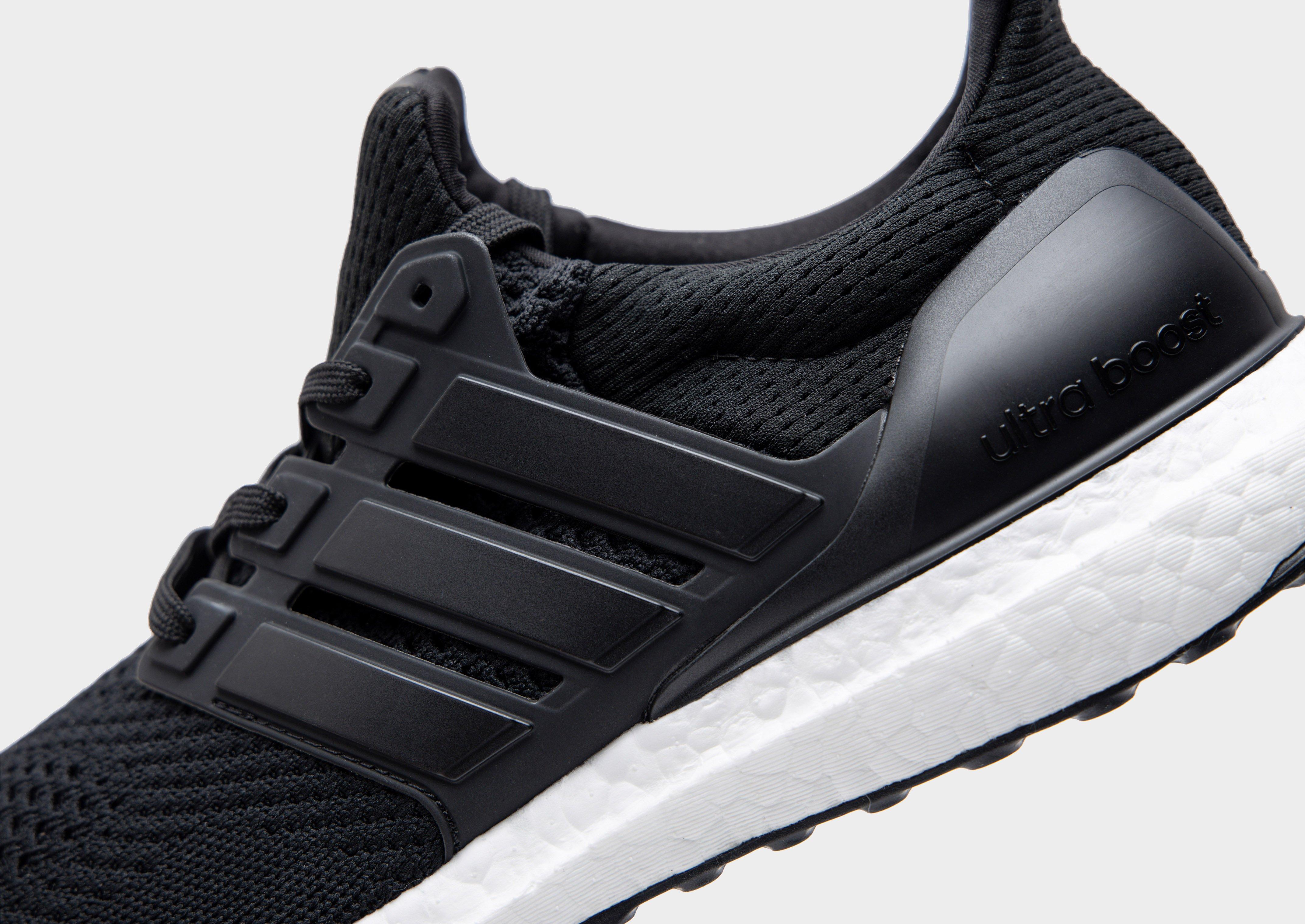 Adidas ultra boost 2024 triple black jd sports