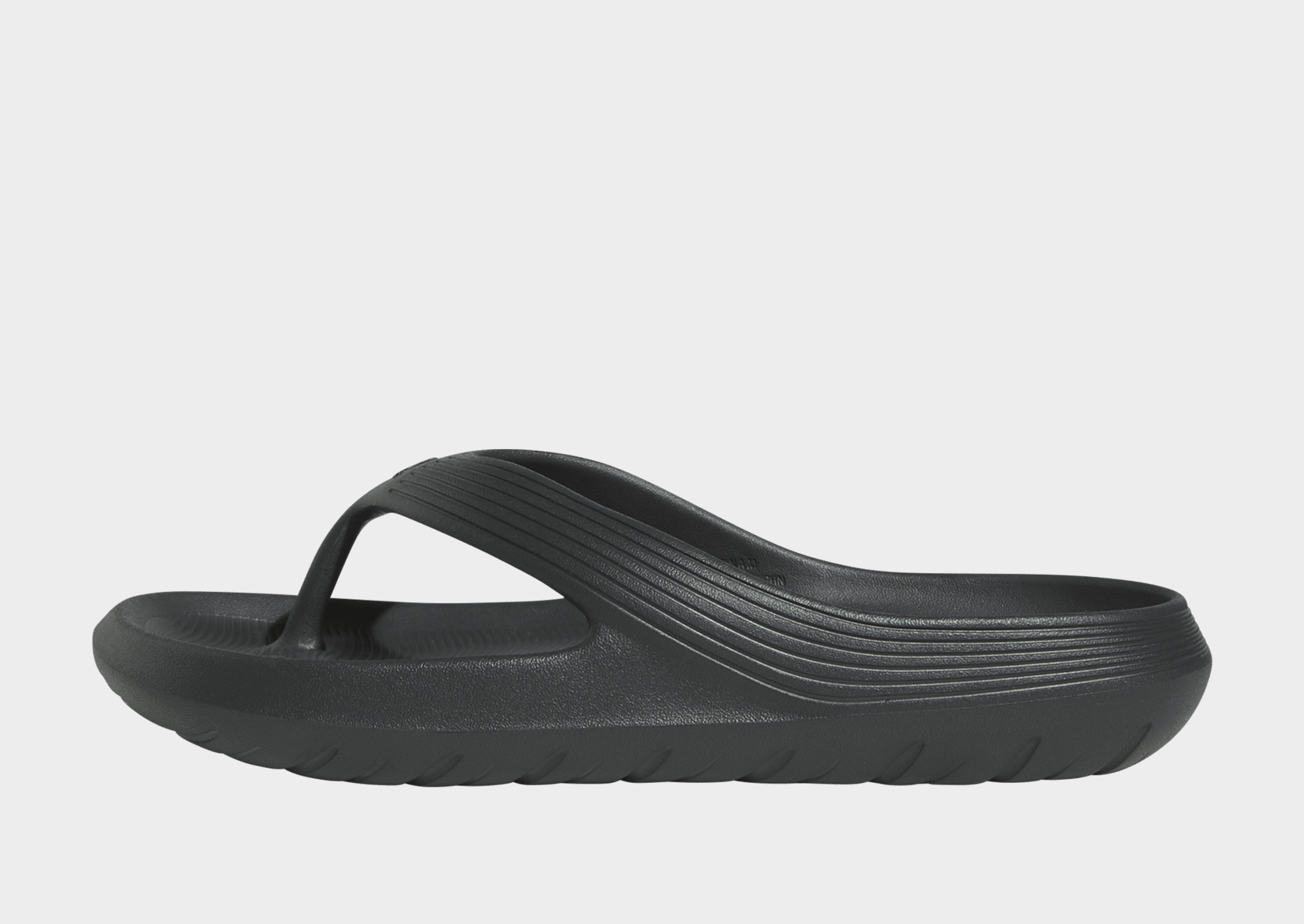 jd sports nike flip flops