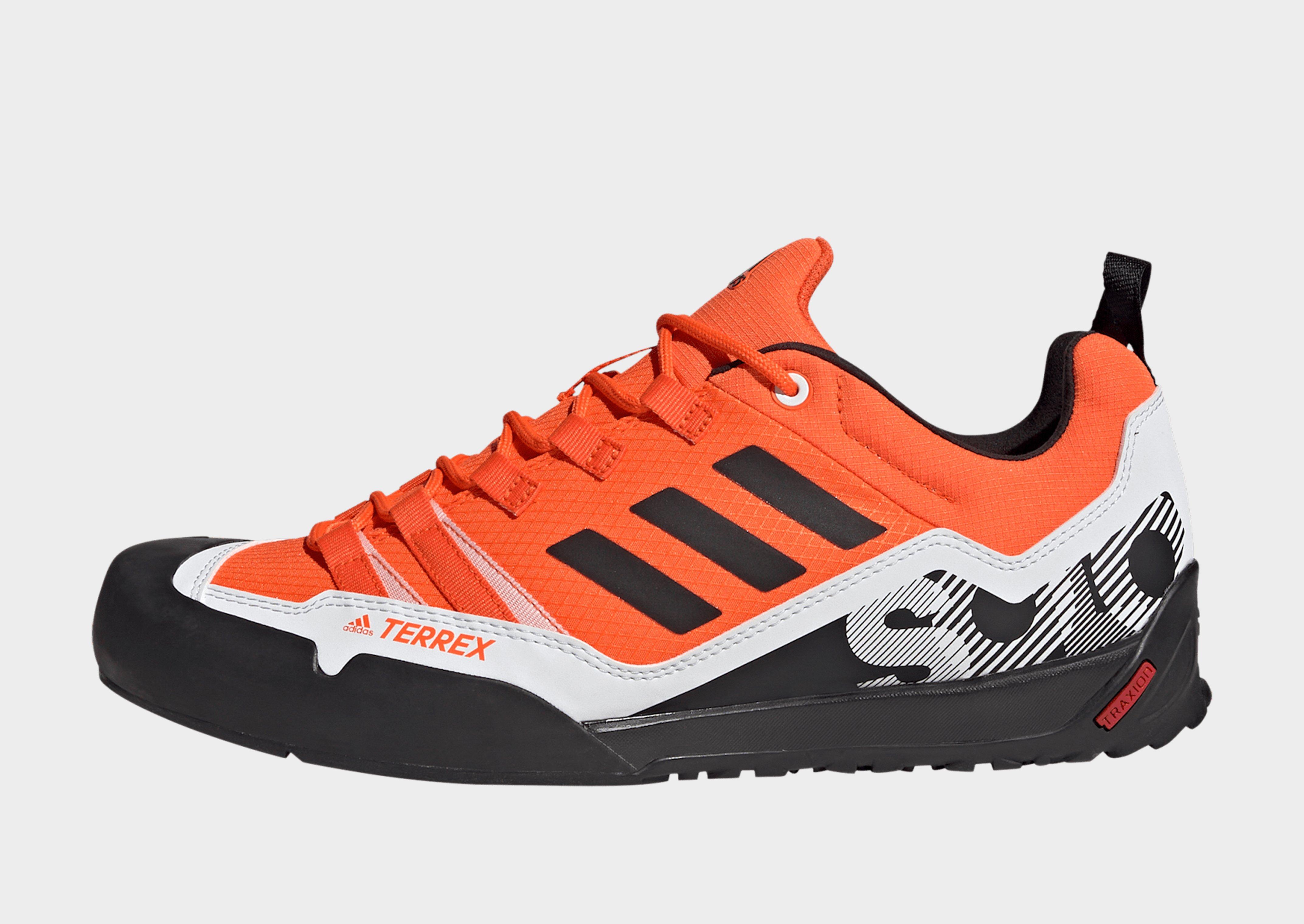 syndroom Advertentie Kwijting Black adidas Terrex Swift Solo Approach Shoes | JD Sports UK