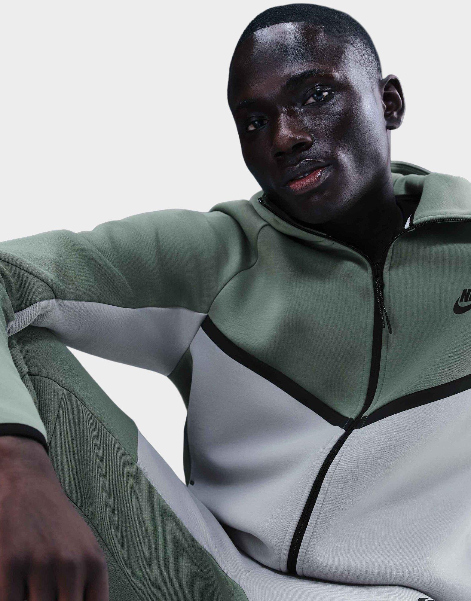 Nike Sweat à capuche Tech Fleece Homme