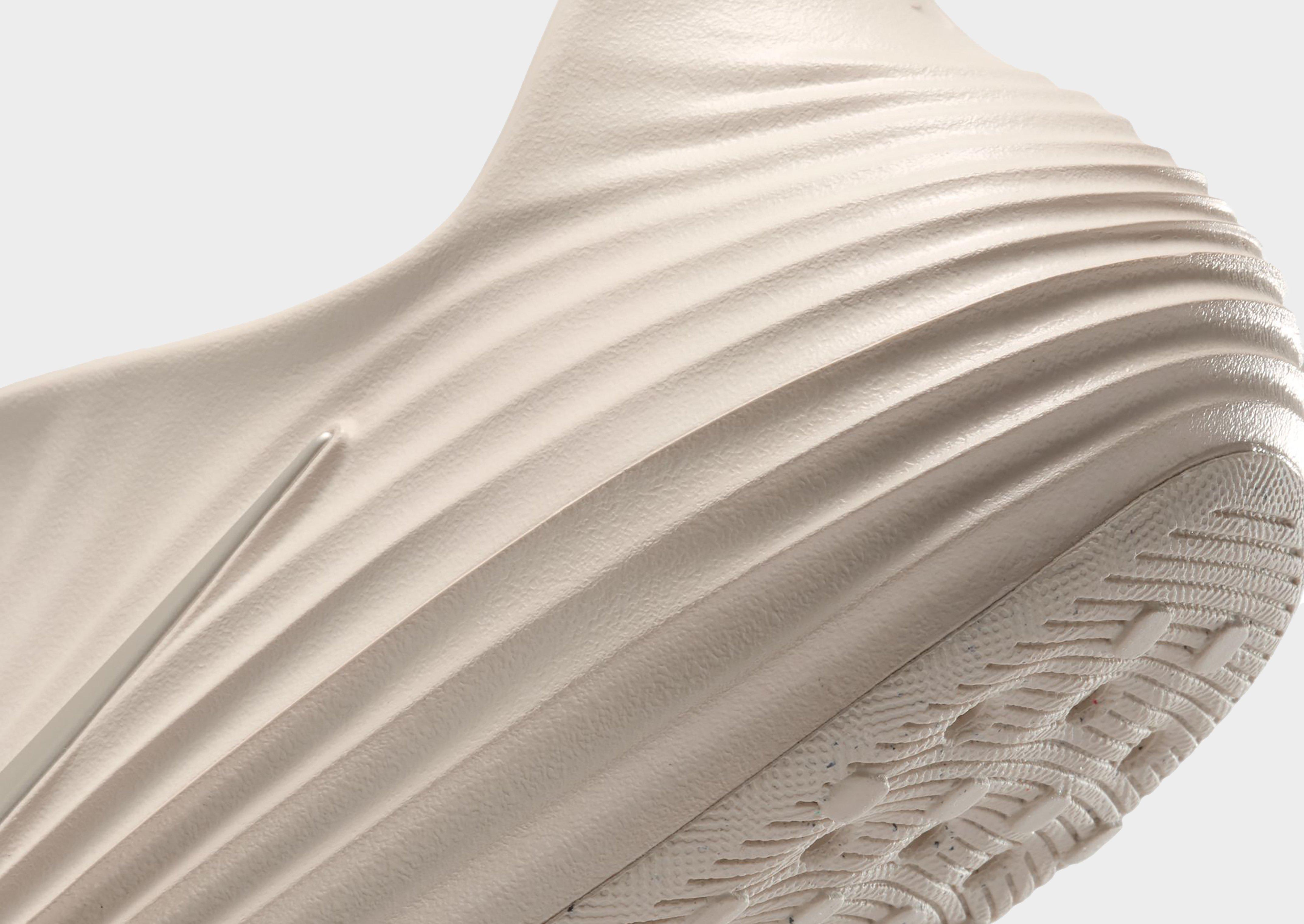 Nike WOMEN'S SHOES REACTX