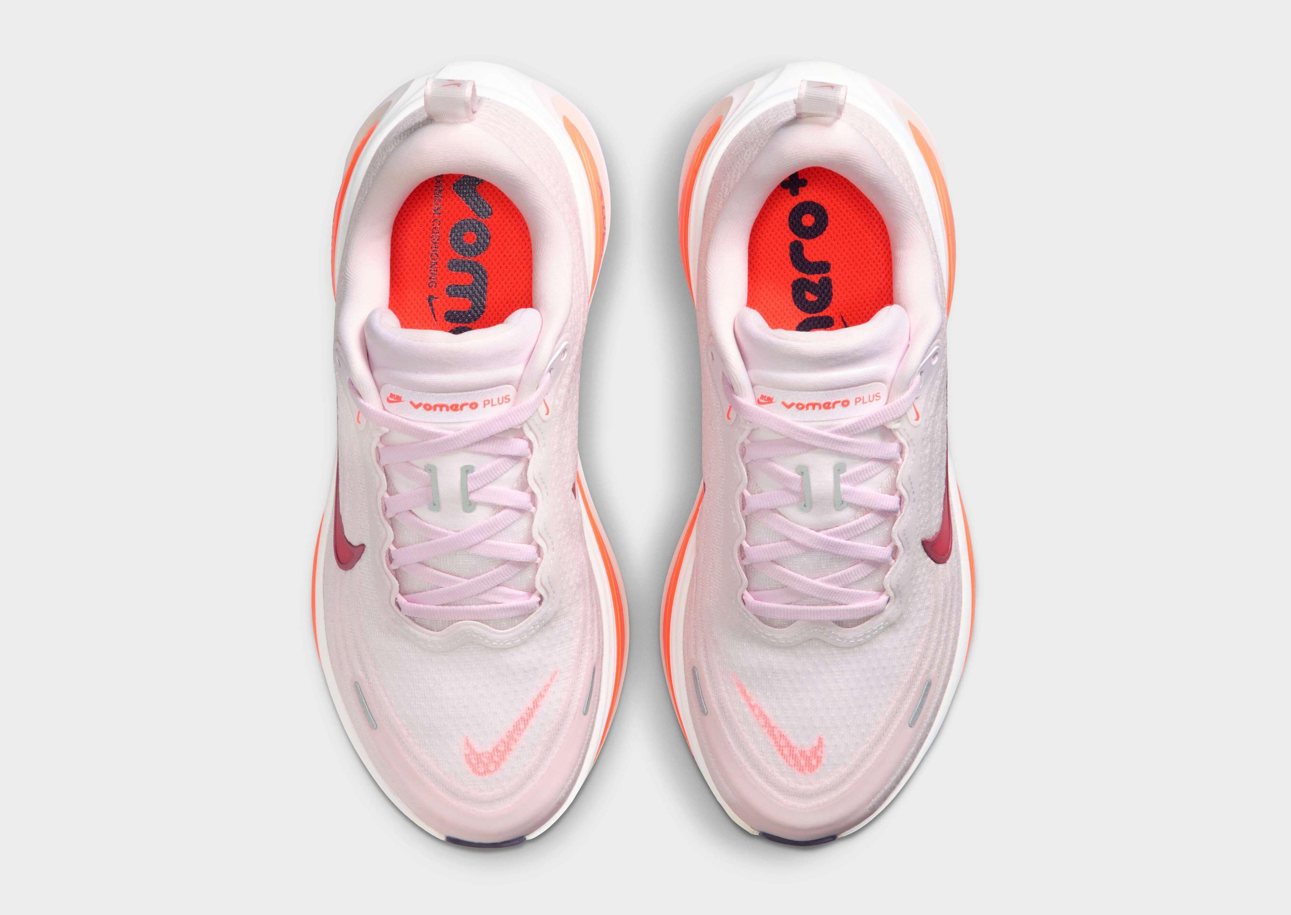 Nike WOMEN'S ROAD RUNNING