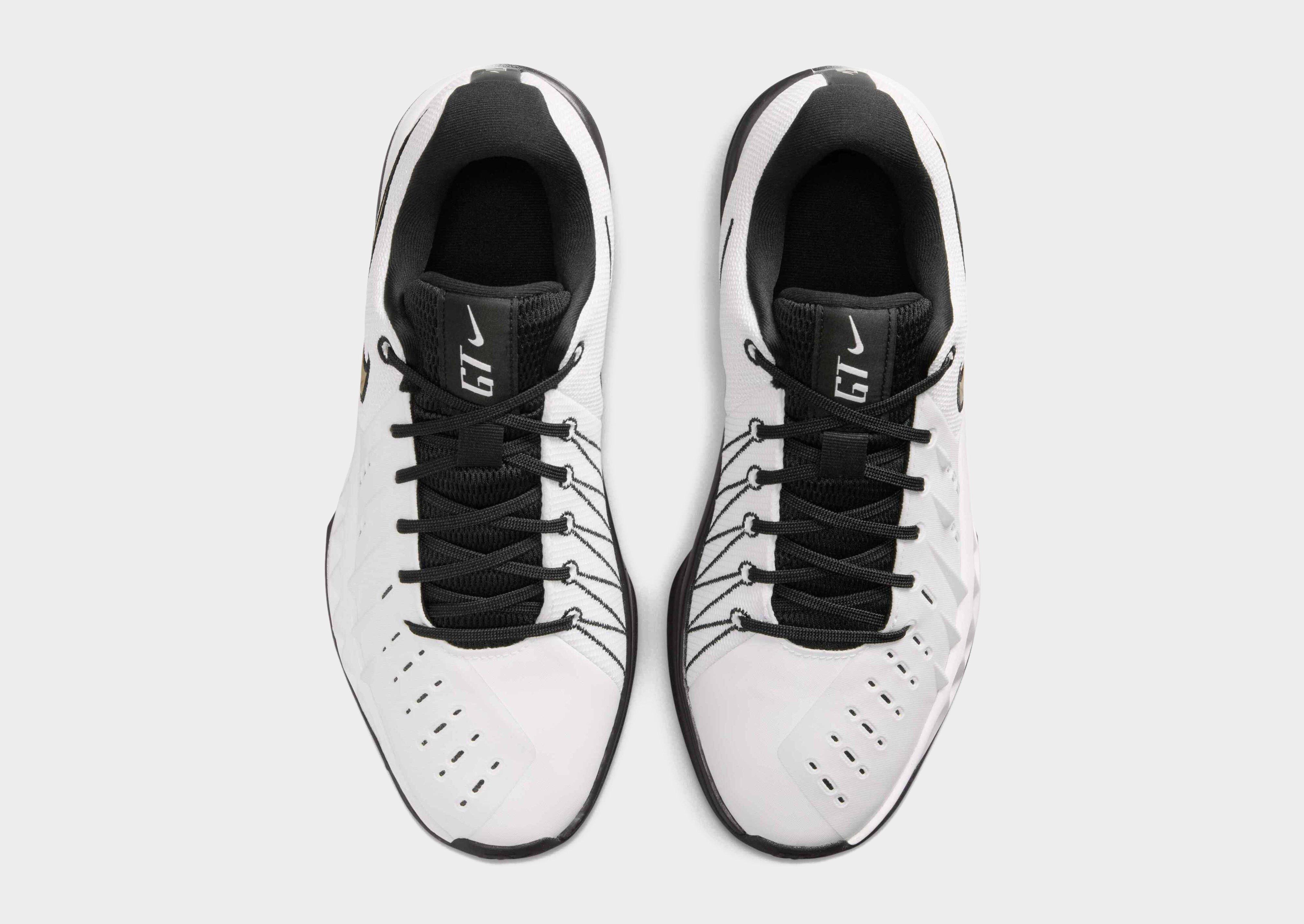 Nike BASKETBALL SHOES G.T.