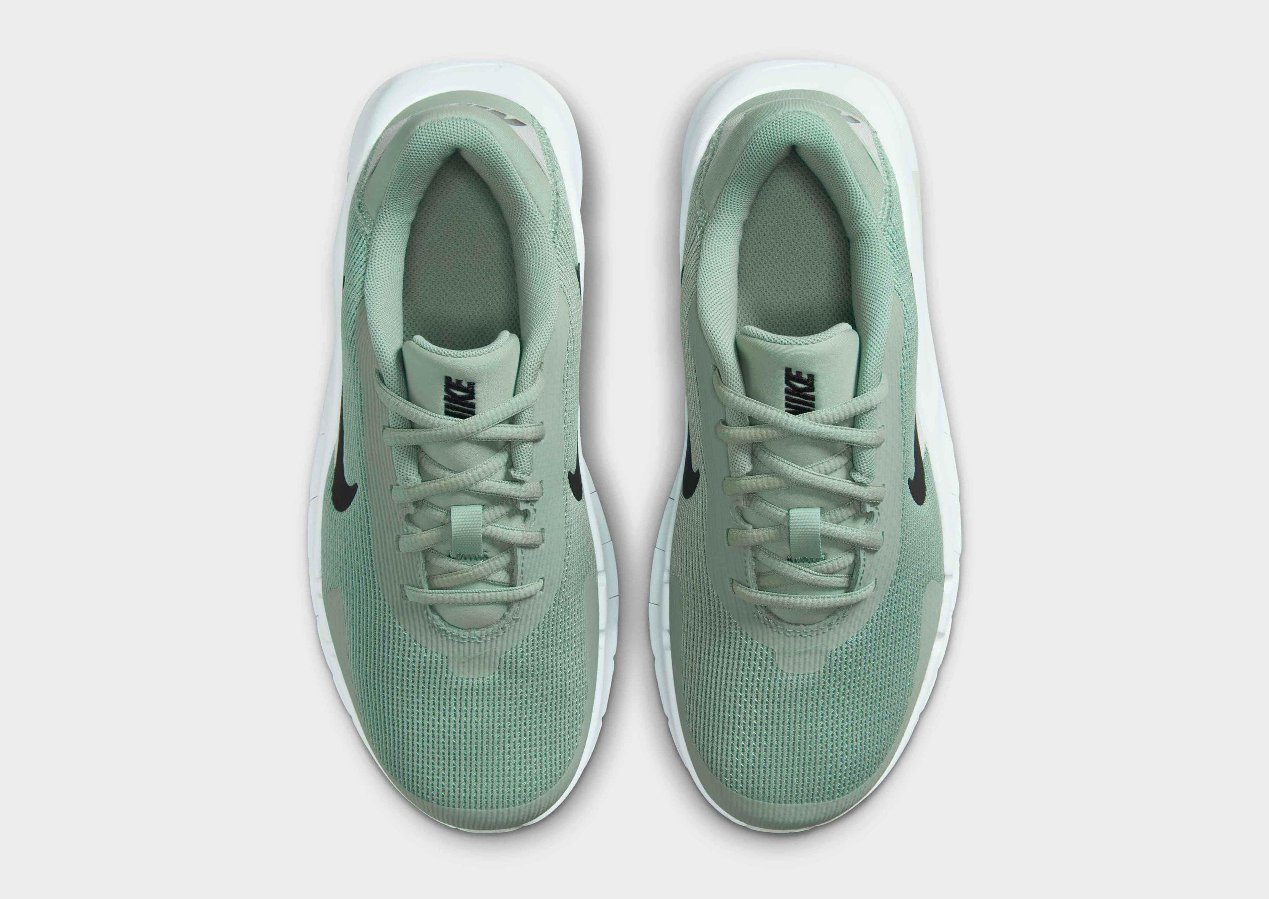 Nike WOMEN'S WORKOUT SHOES