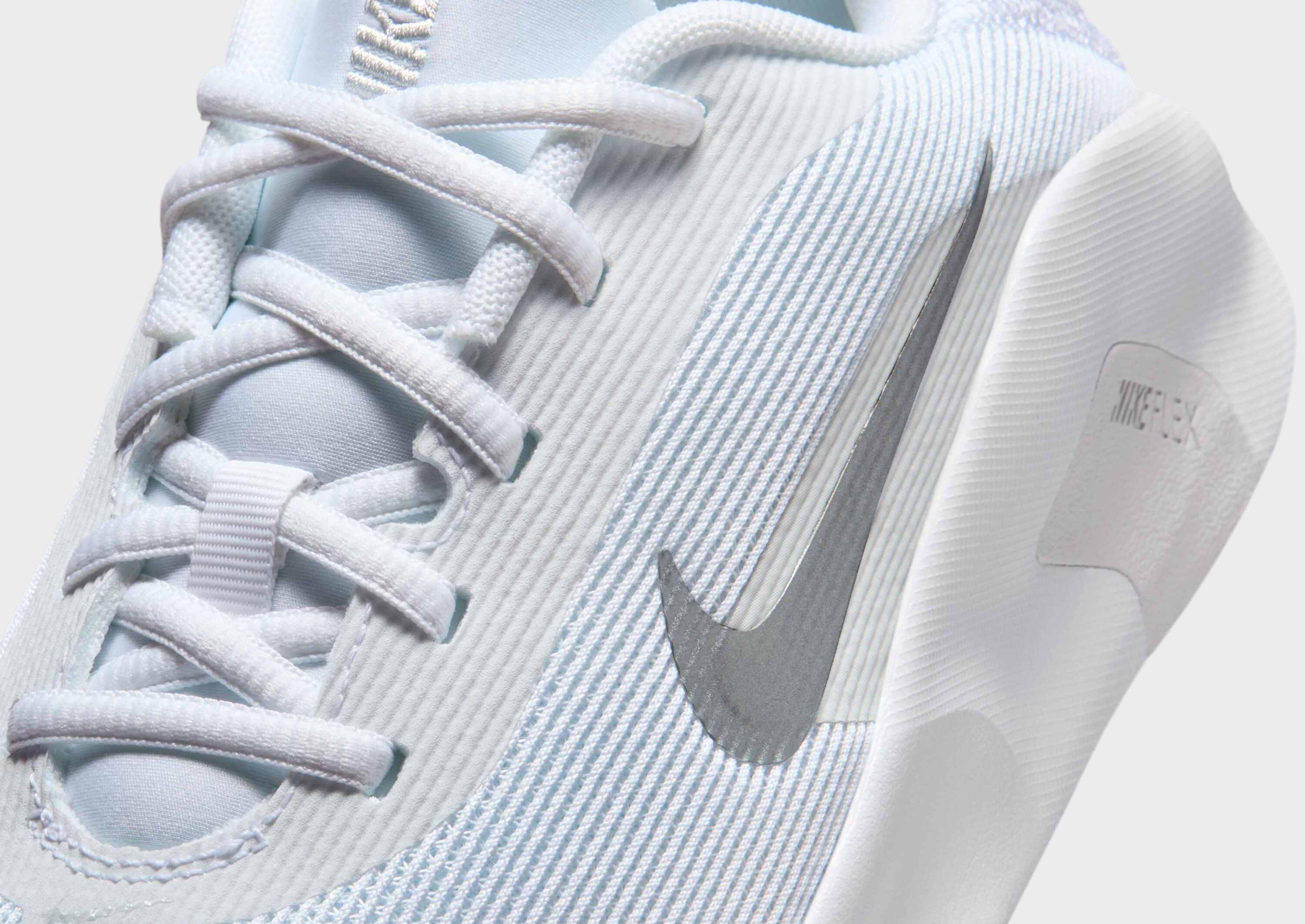 Nike WOMEN'S WORKOUT SHOES