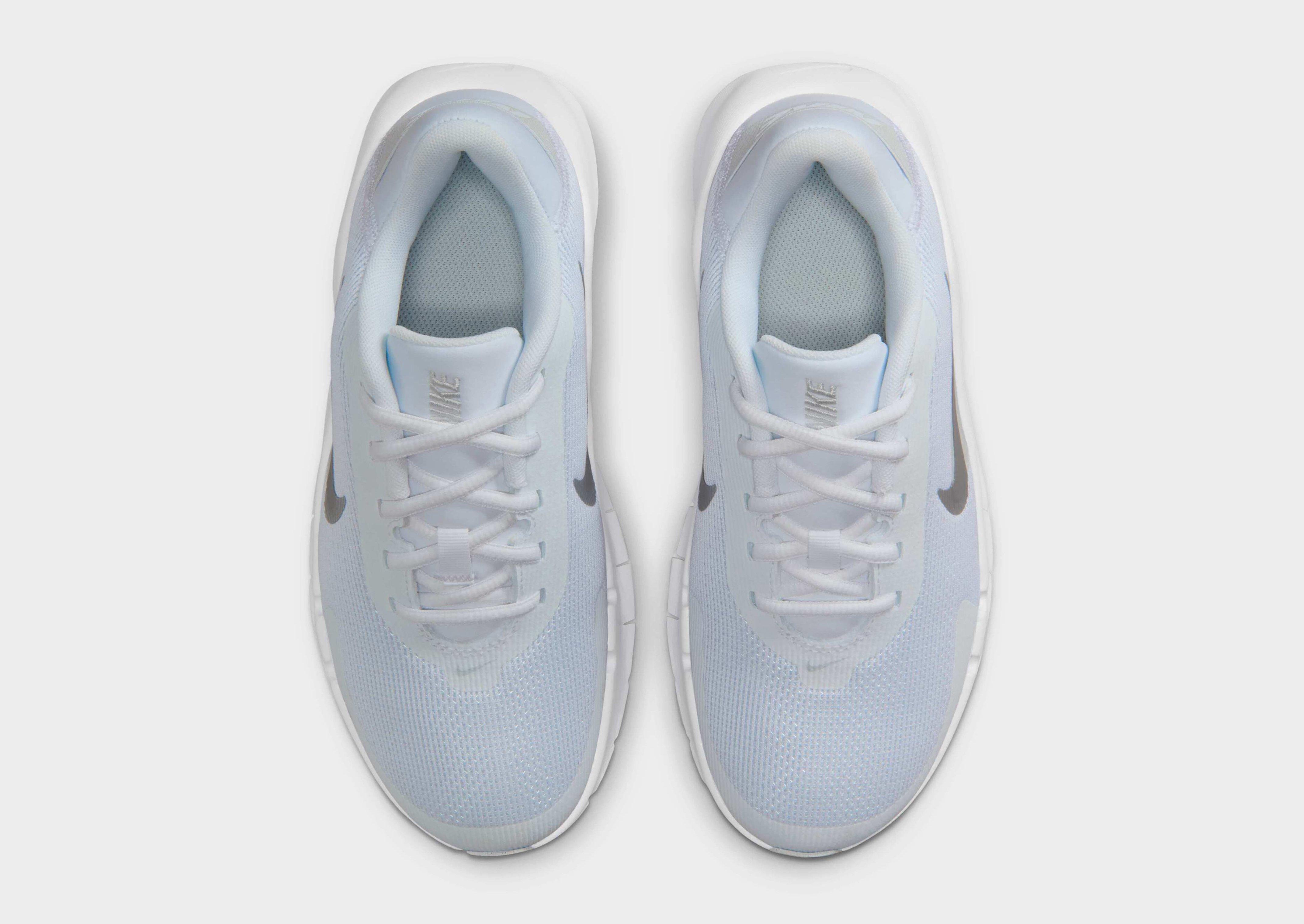 Nike WOMEN'S WORKOUT SHOES