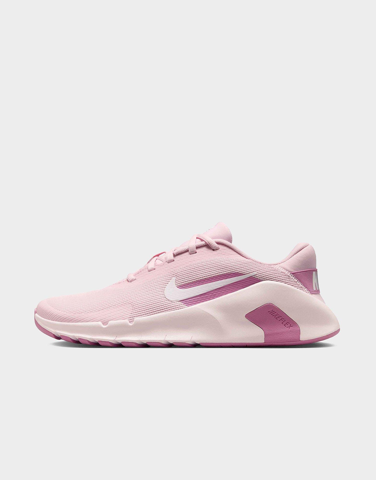 Nike WOMEN'S WORKOUT SHOES