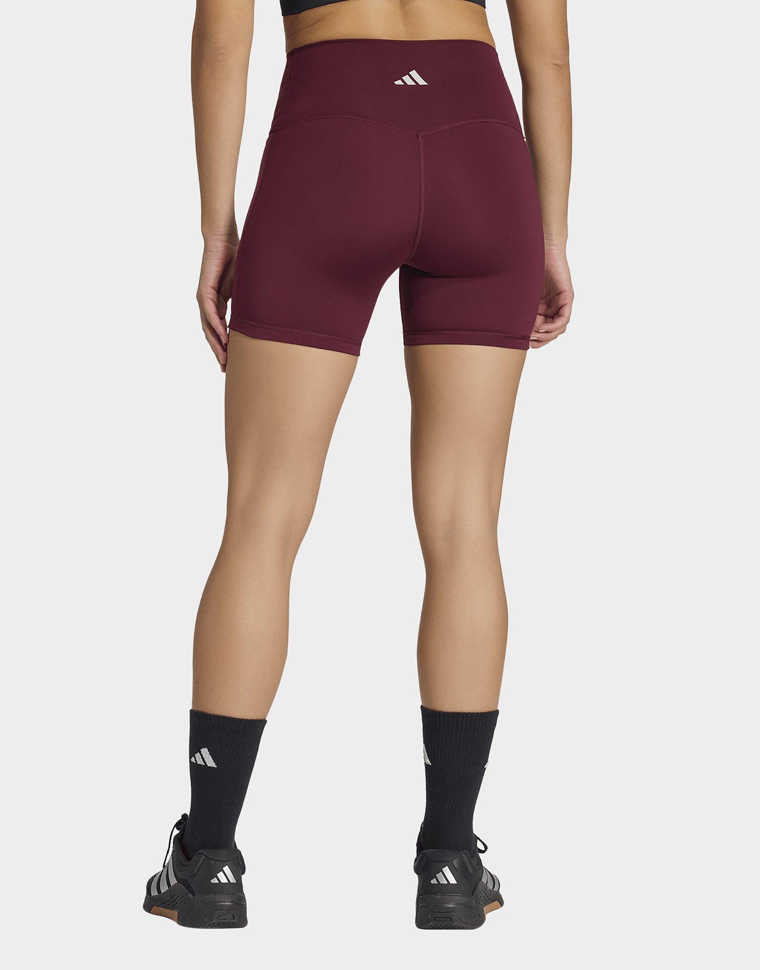 adidas 3-Streifen Studio All Me Booty Leggings, kurz