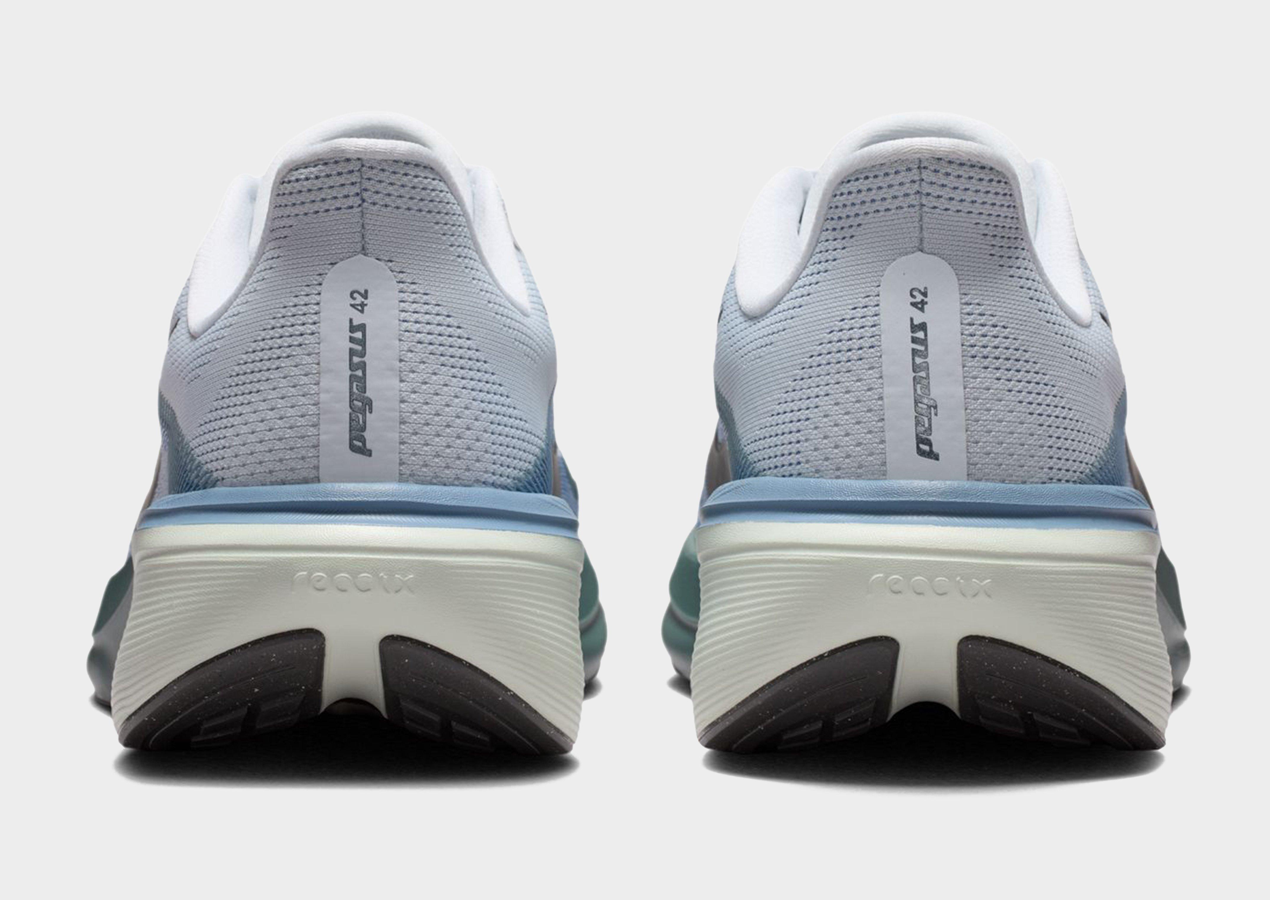 Nike Run Defy