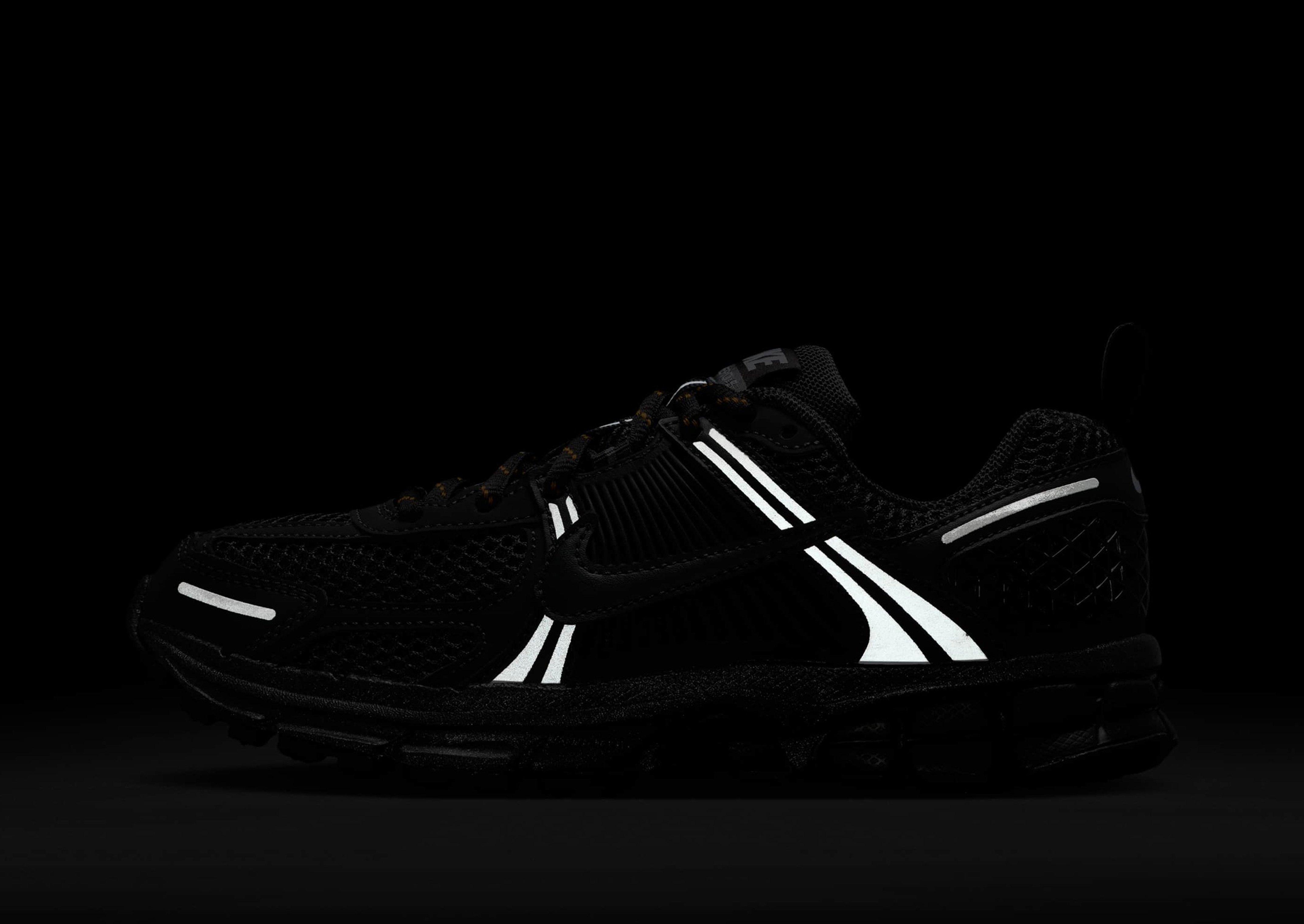 Nike OLDER KIDS' SHOES WITH