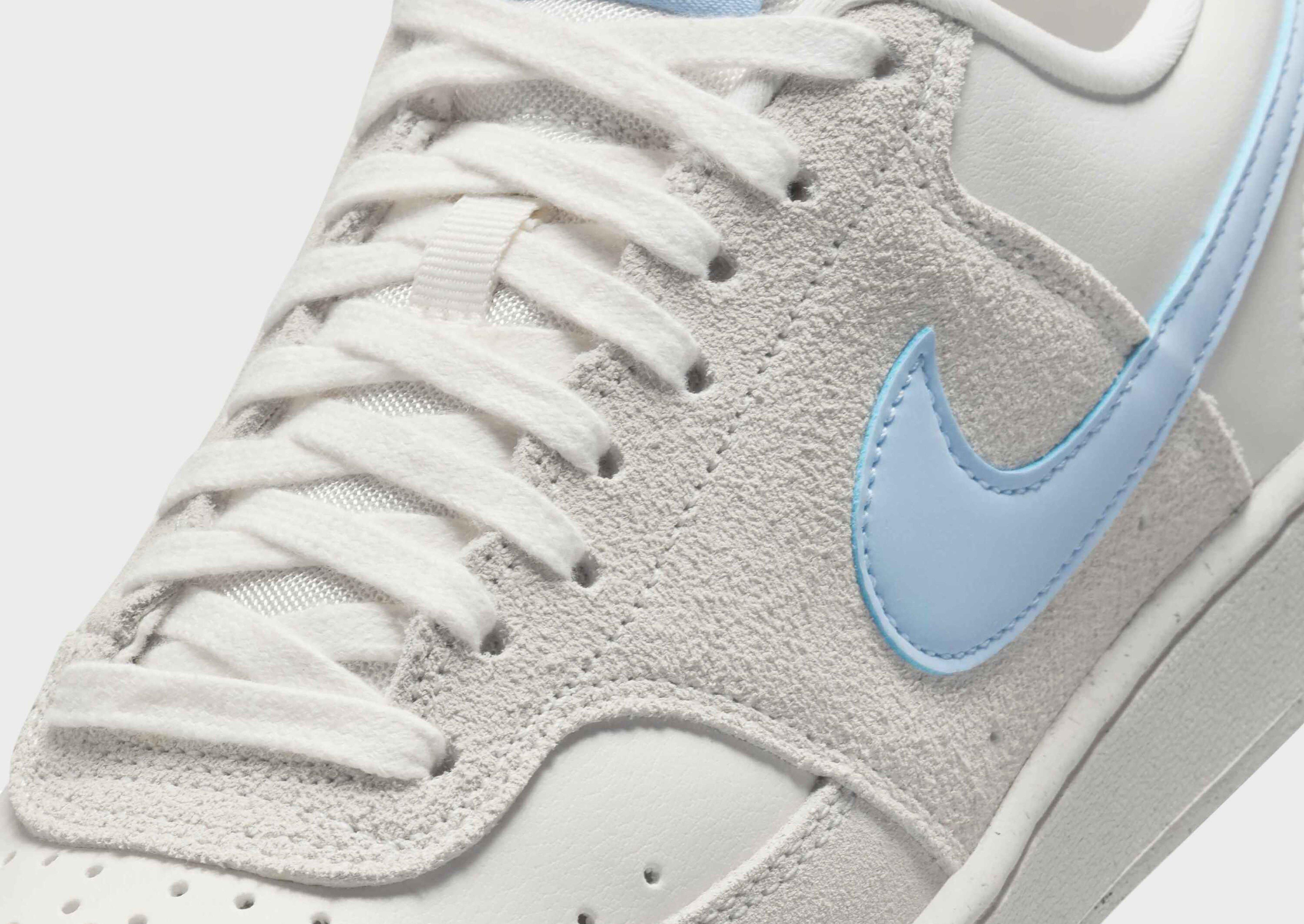 Nike WOMEN'S SHOES COURT