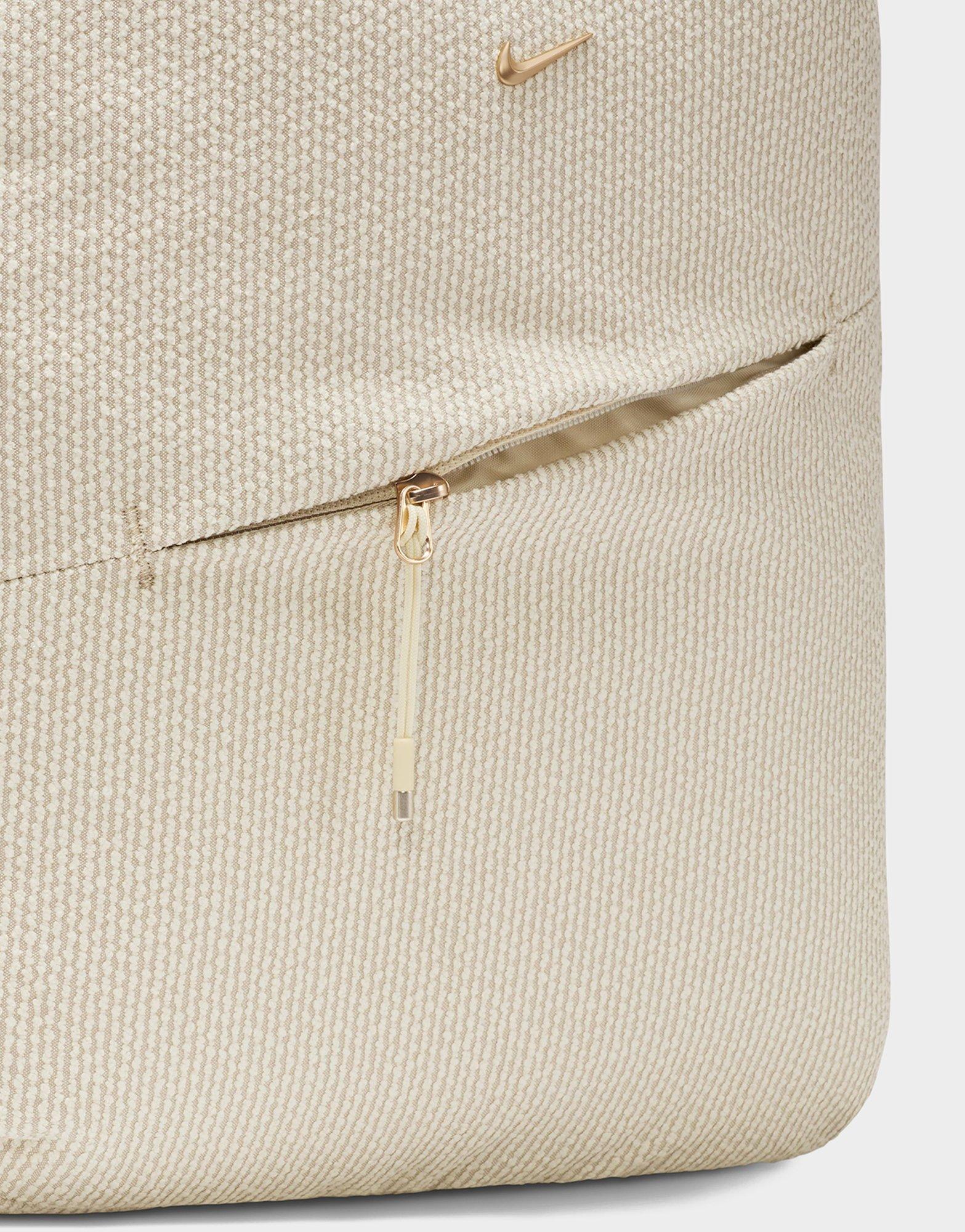 Nike Backpack (24L) Aura