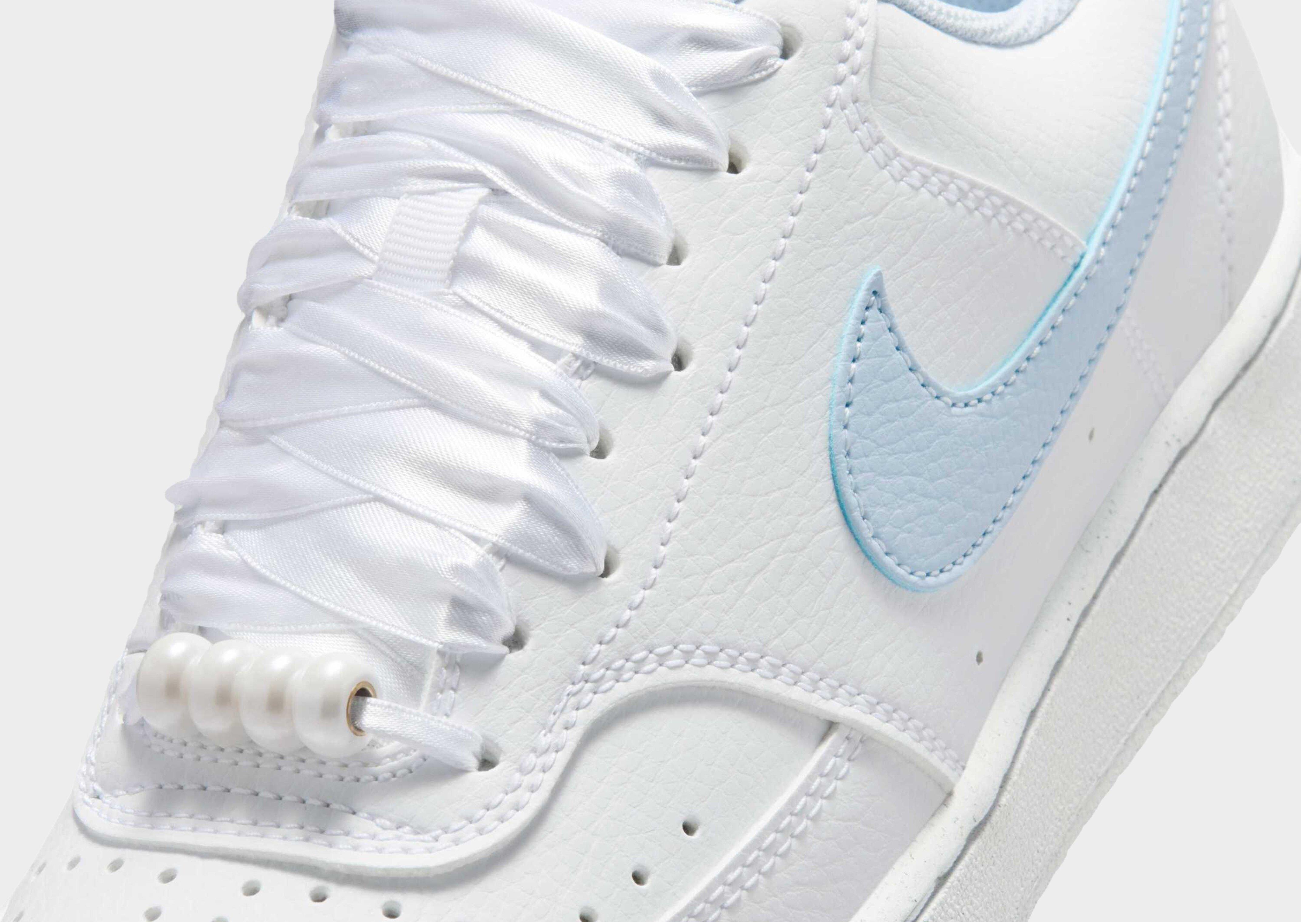 Nike WOMEN'S SHOES COURT