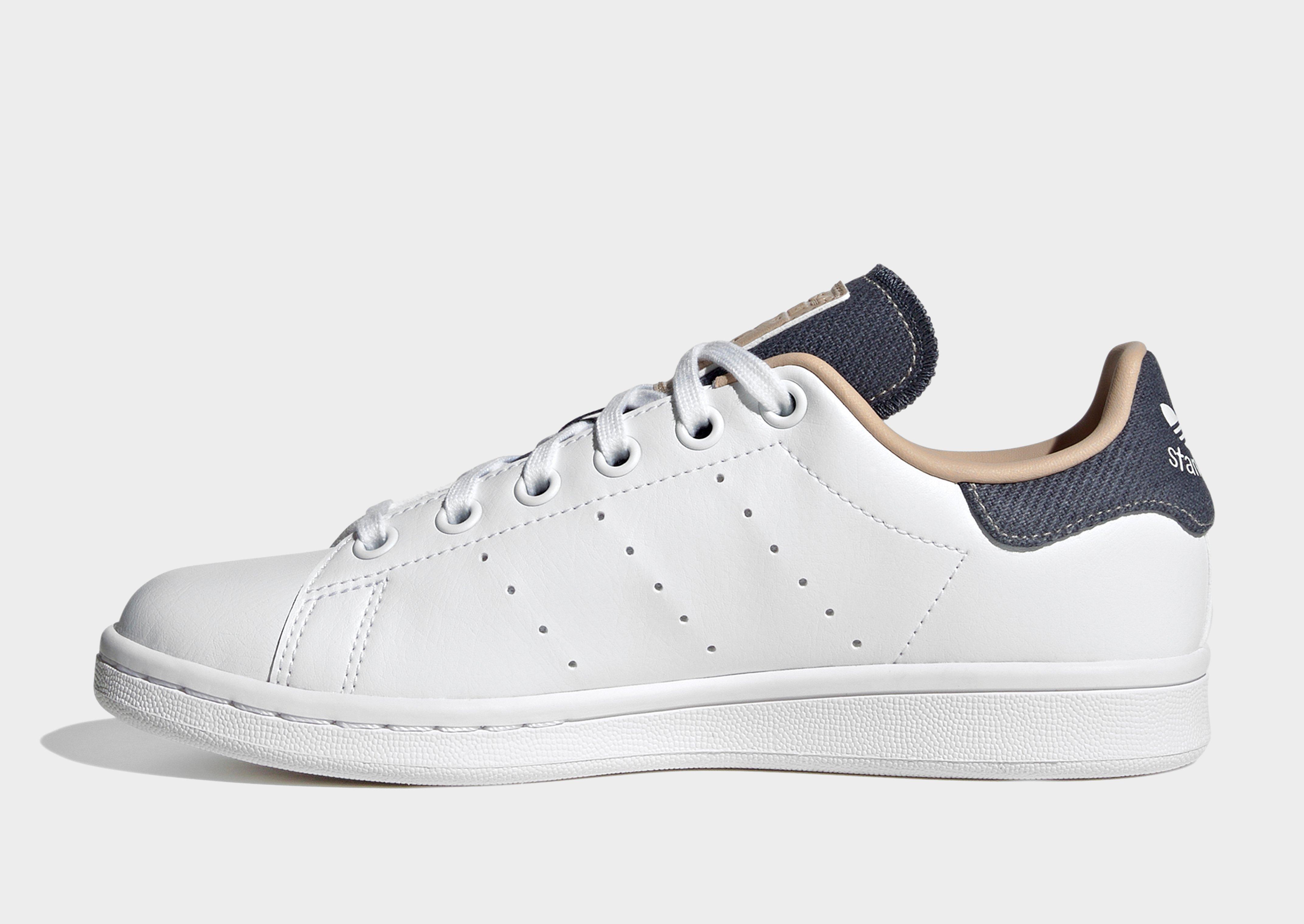 stan smith all white junior