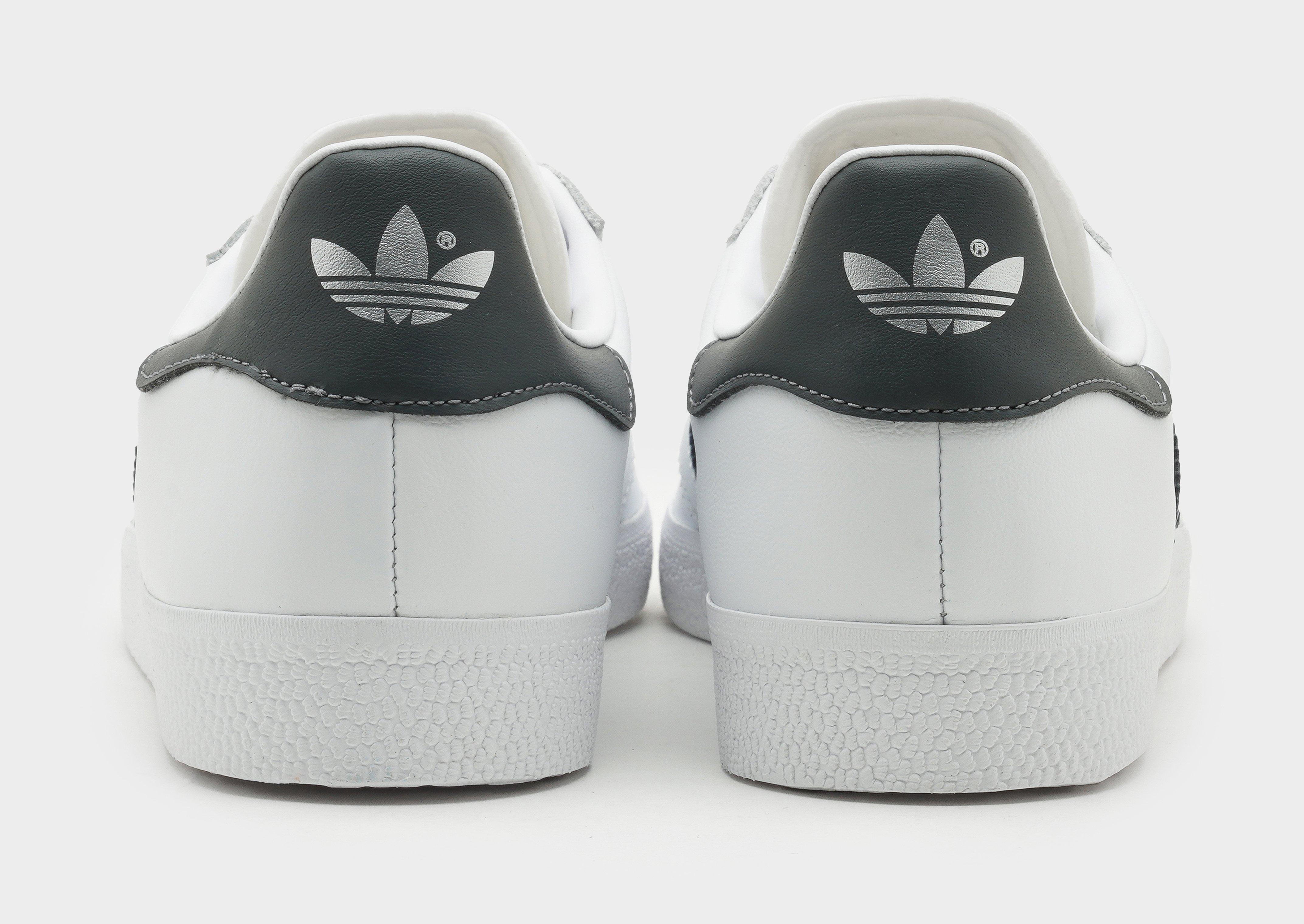 White adidas hot sale gazelle mens