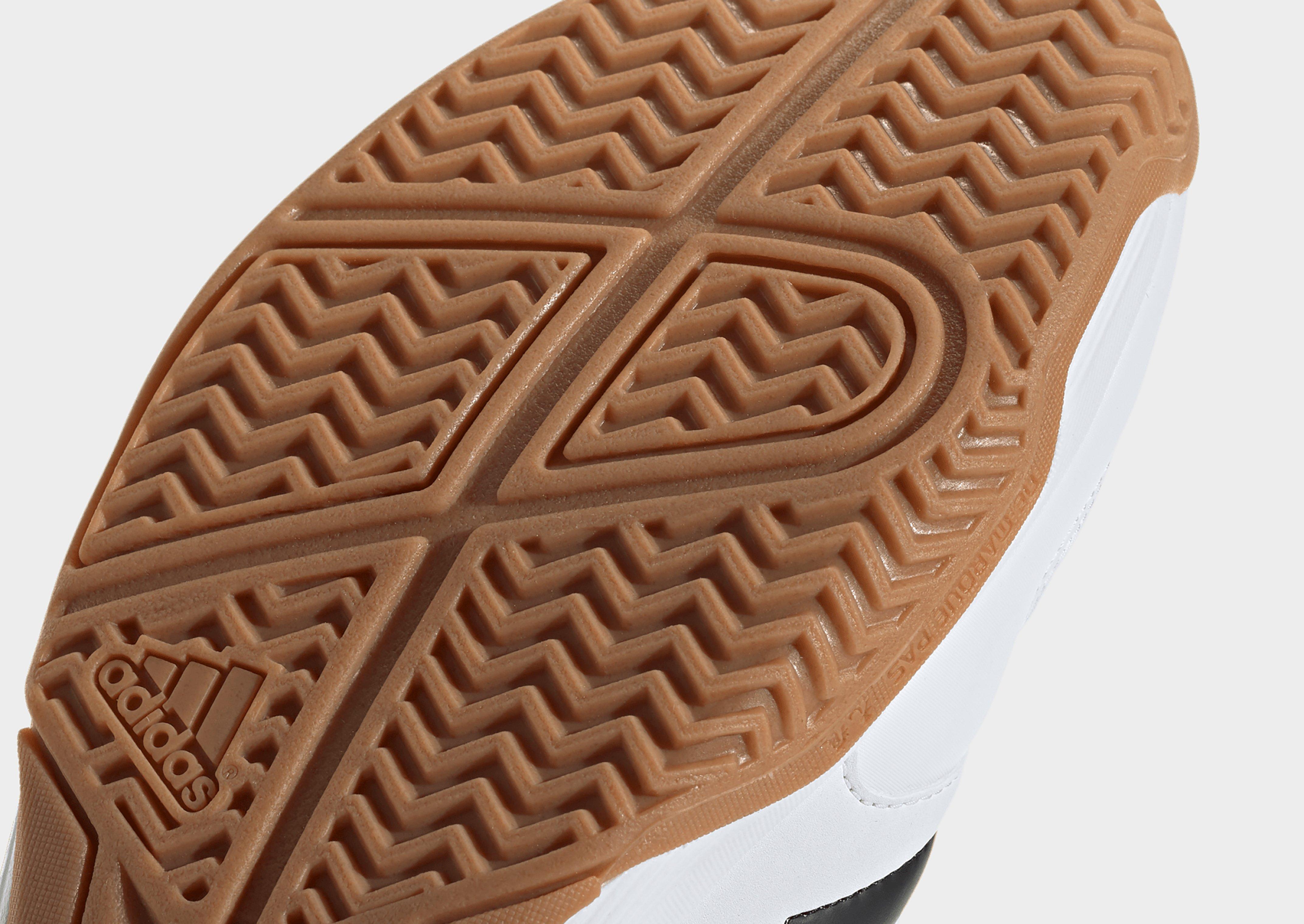 adidas Speedcourt Hallenschuh