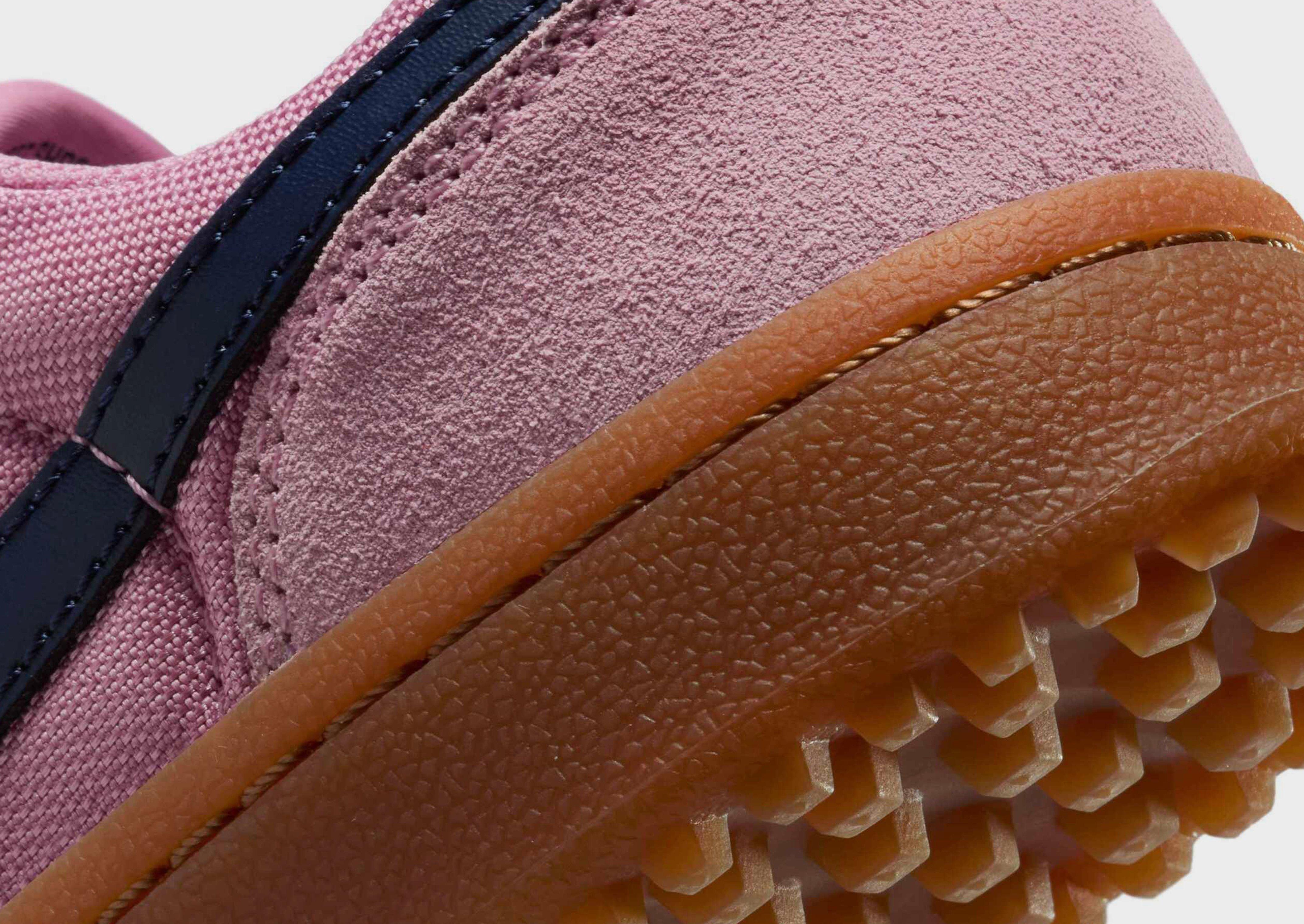 Nike OLDER KIDS' SHOES FIELD