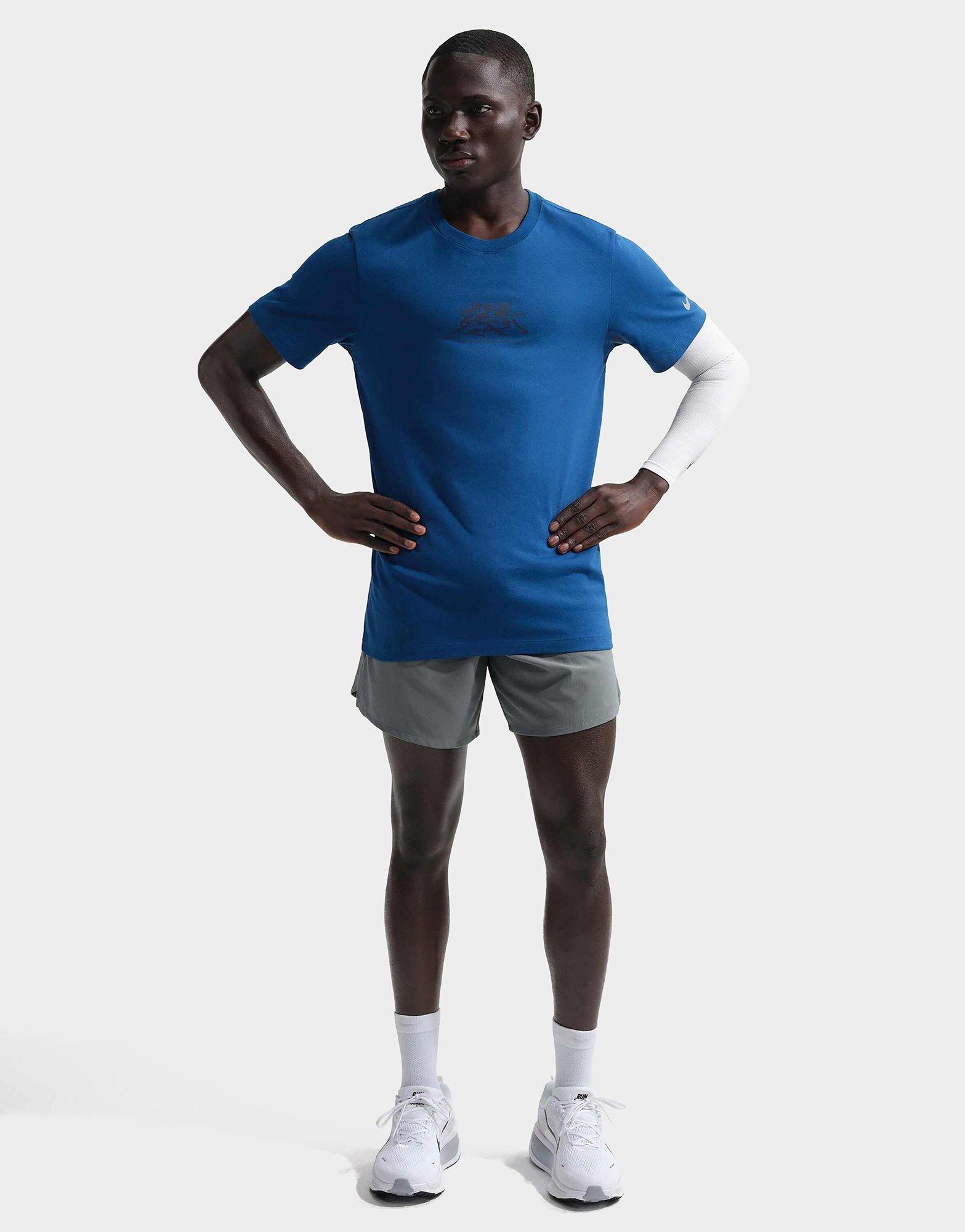 Nike Short Stride