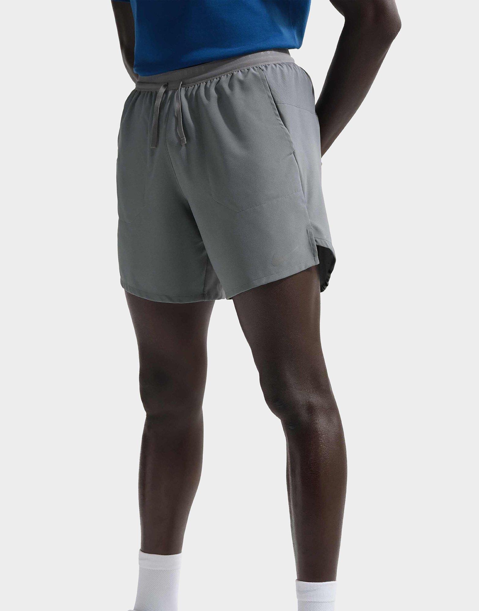 Nike STRIDE SHORTS