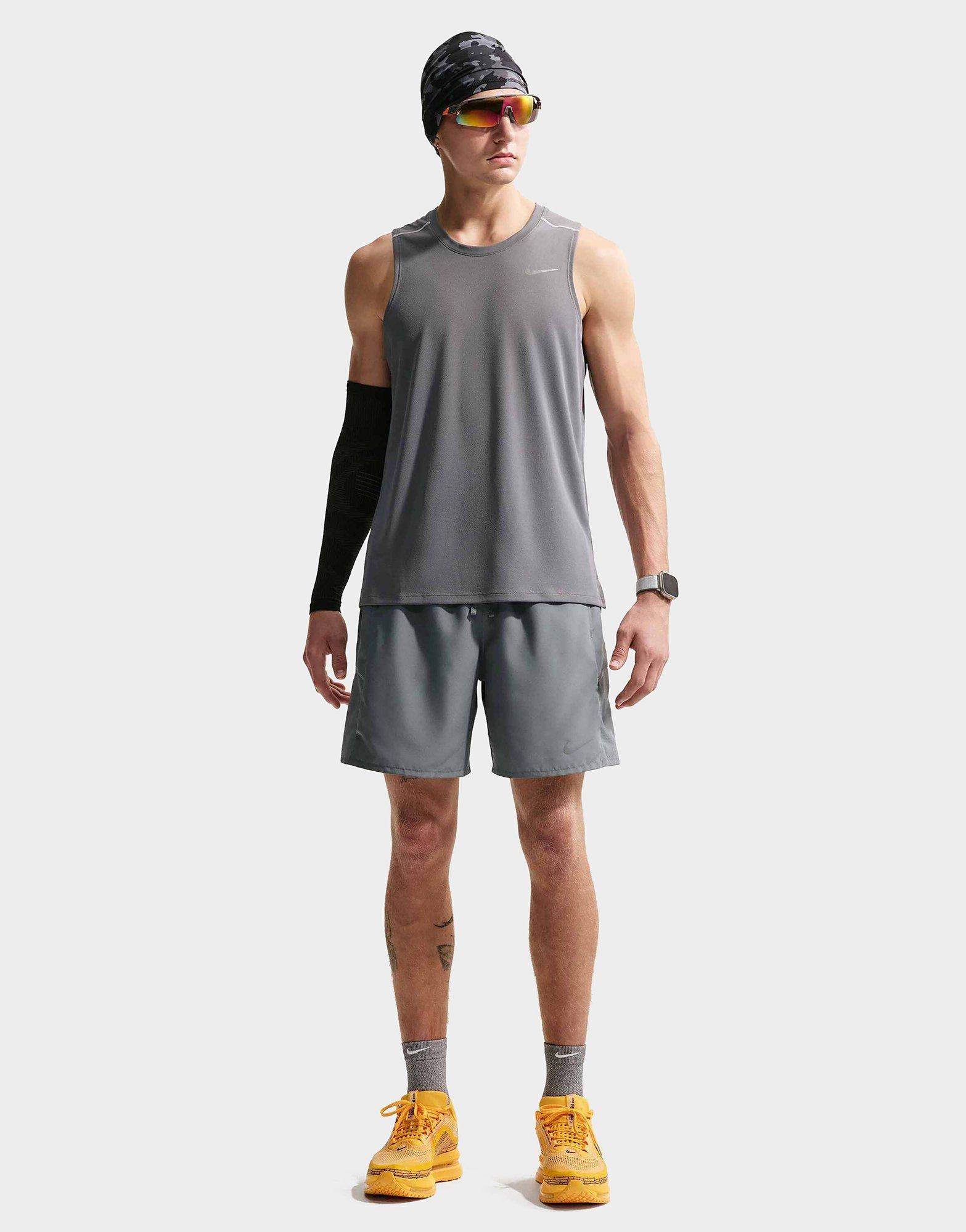 Nike Short Miler