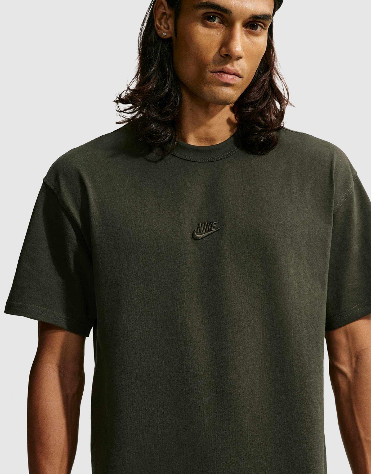 Nike MEN'S T-SHIRT