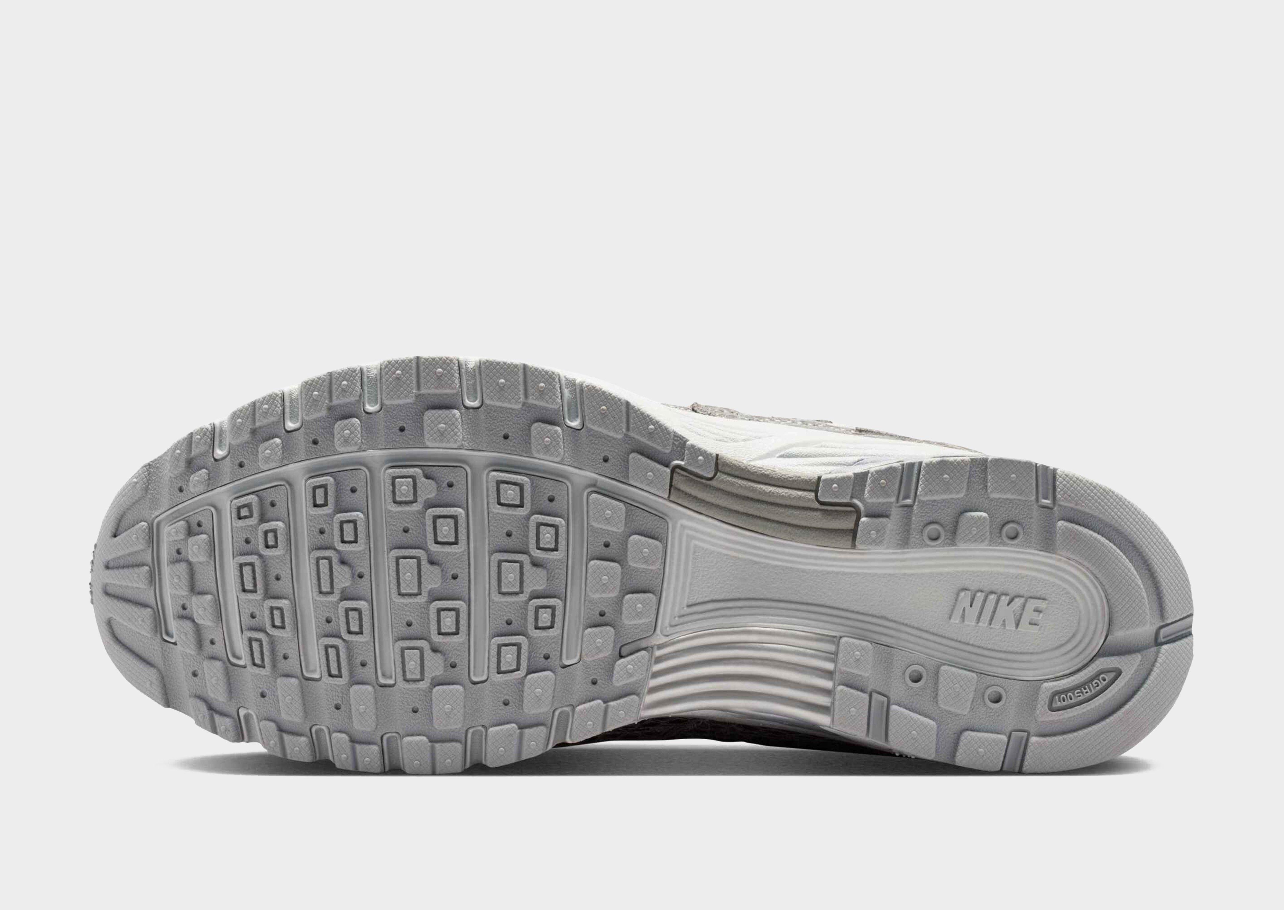 Nike Women's Shoes P-6000 SE