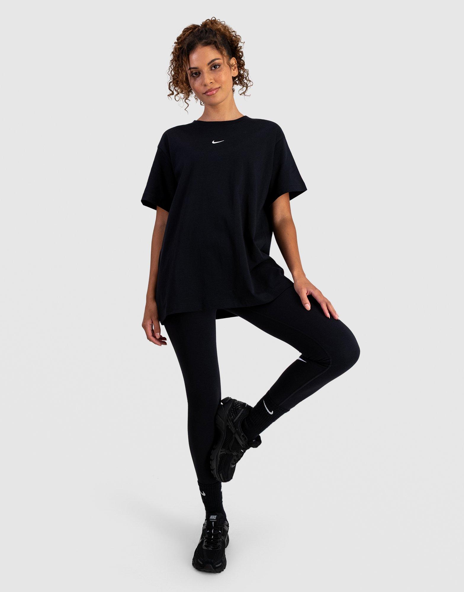 Nike Oversized T-shirt voor dames Sportswear Classic