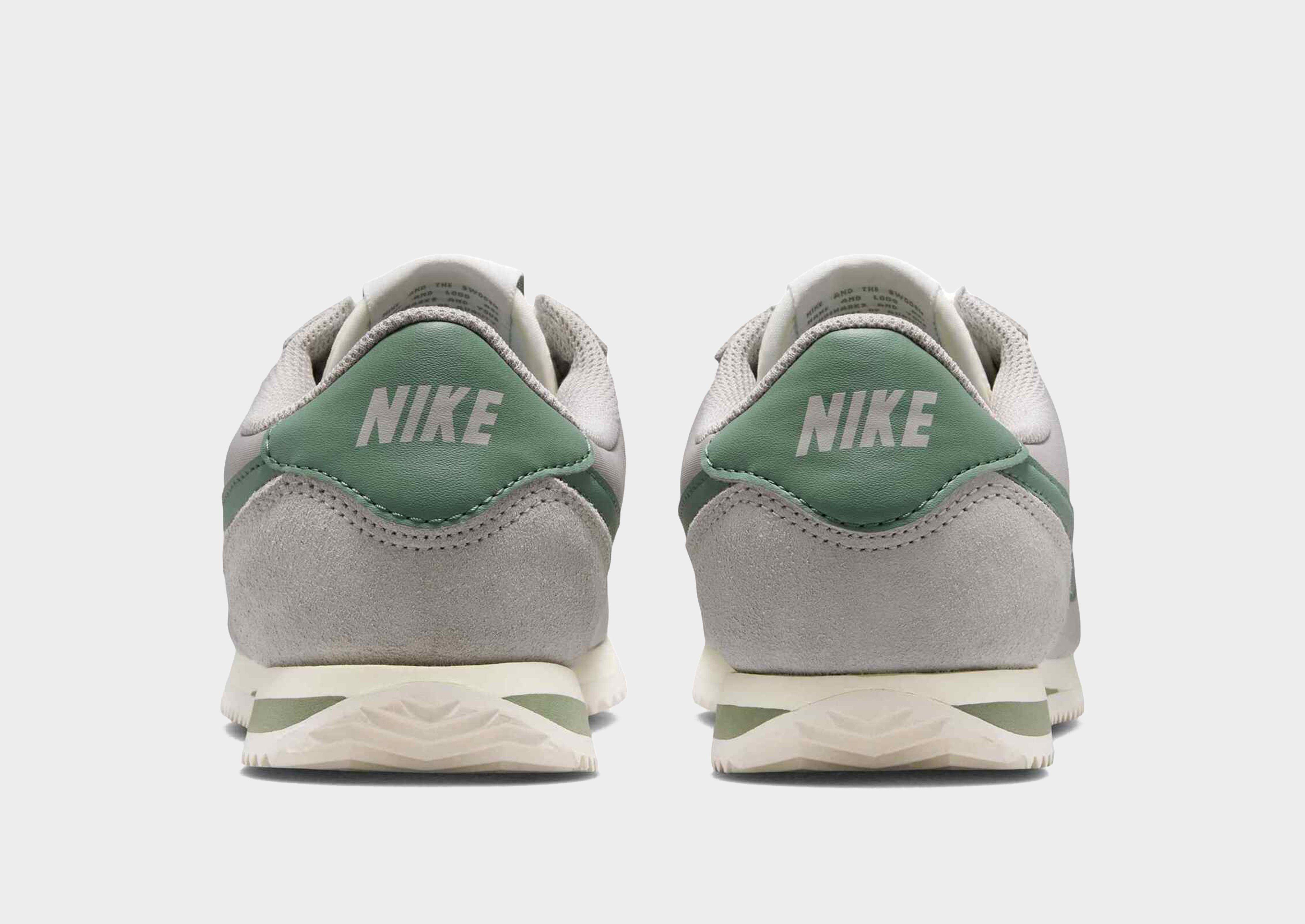 Nike OLDER KIDS' SHOES