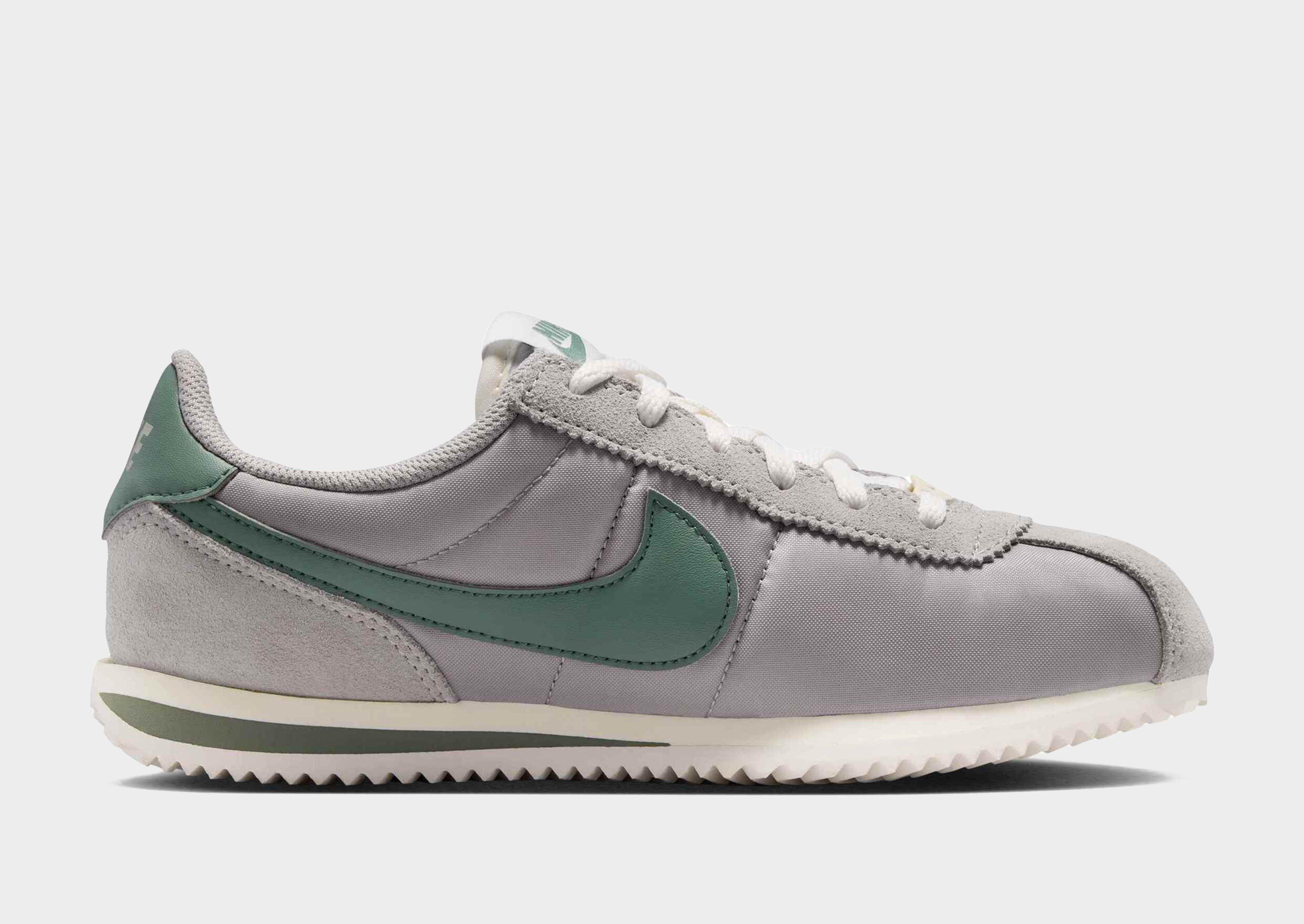 Nike OLDER KIDS' SHOES