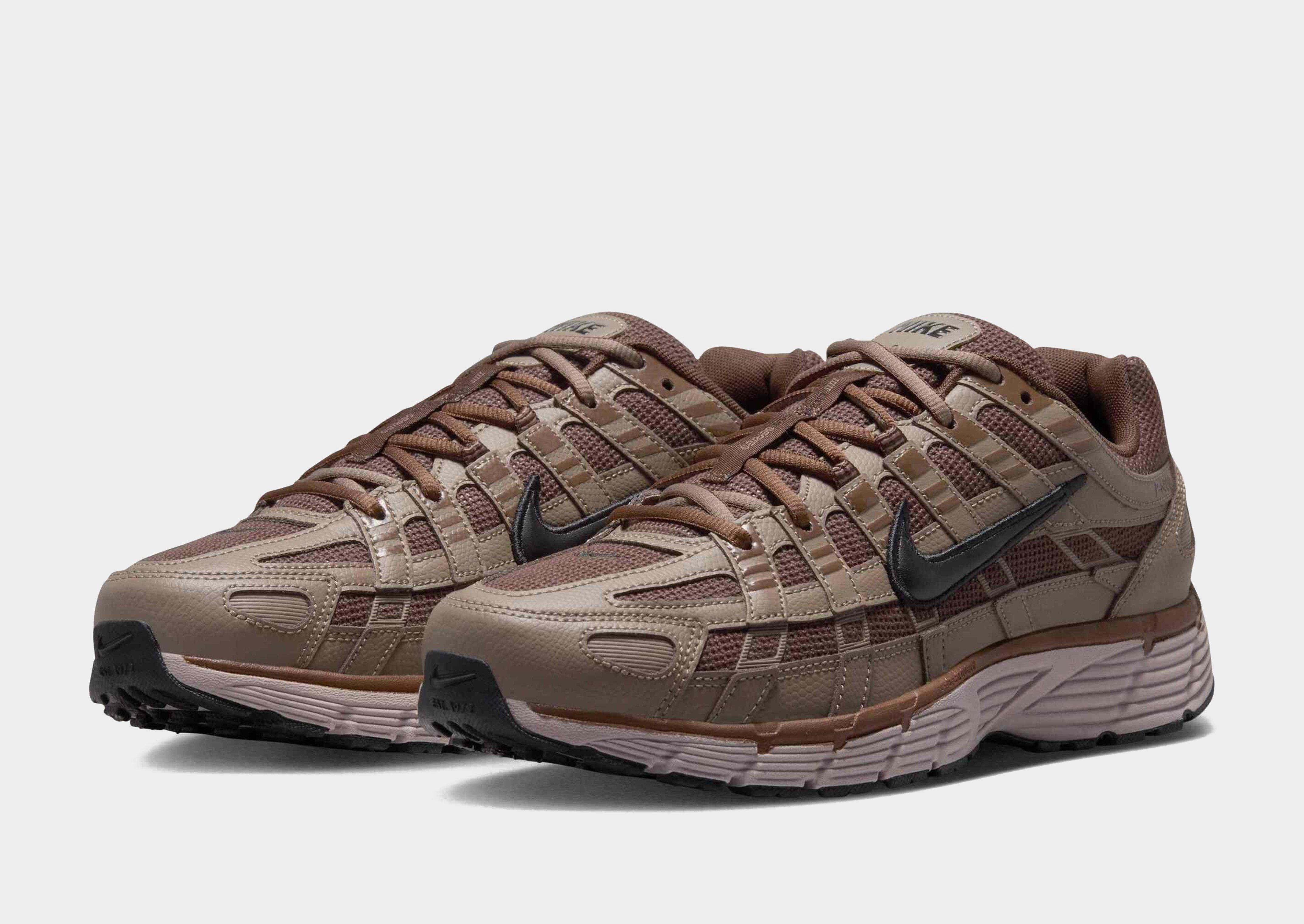 Nike Chaussure pour homme P-6000