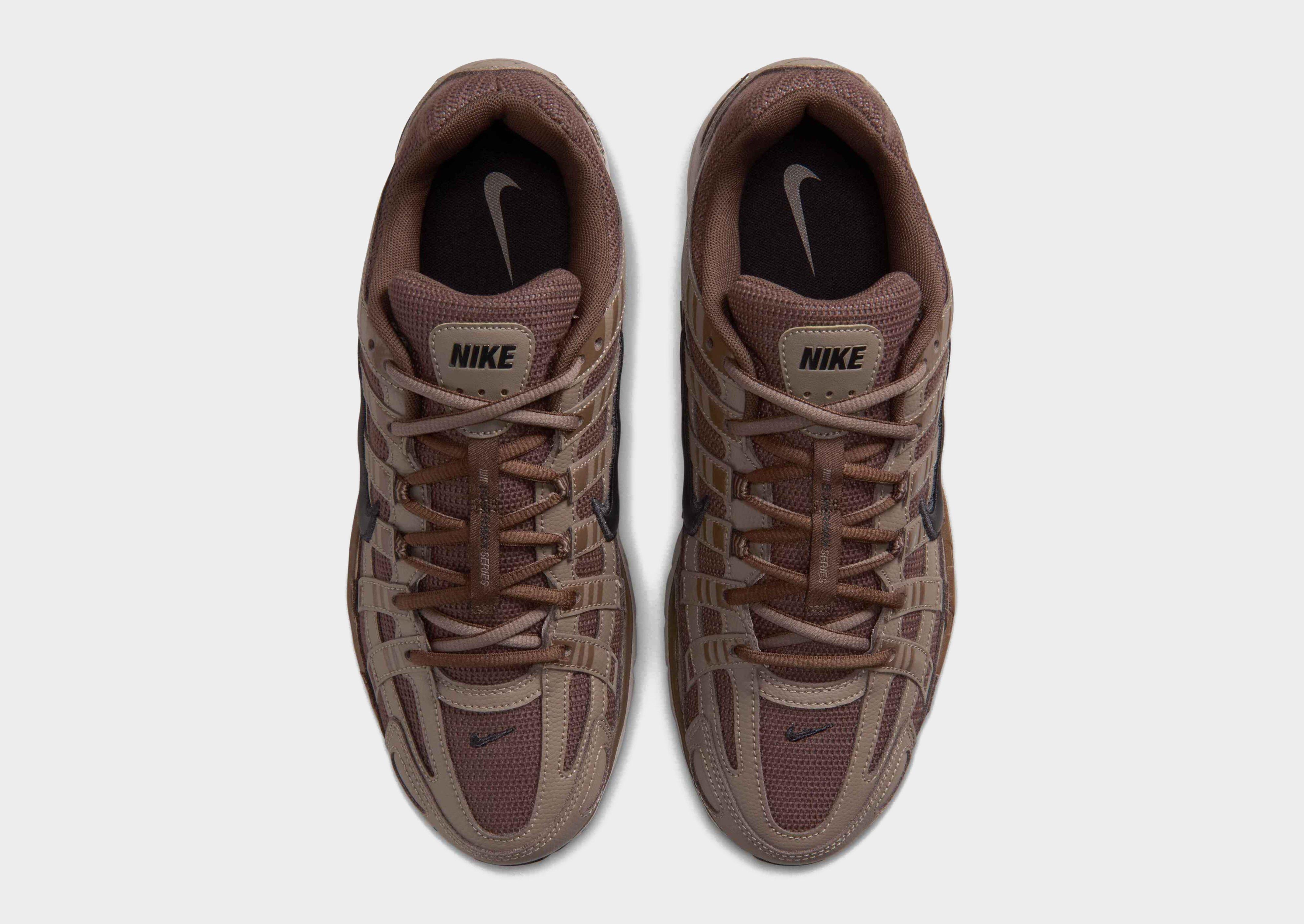Nike Chaussure pour homme P-6000