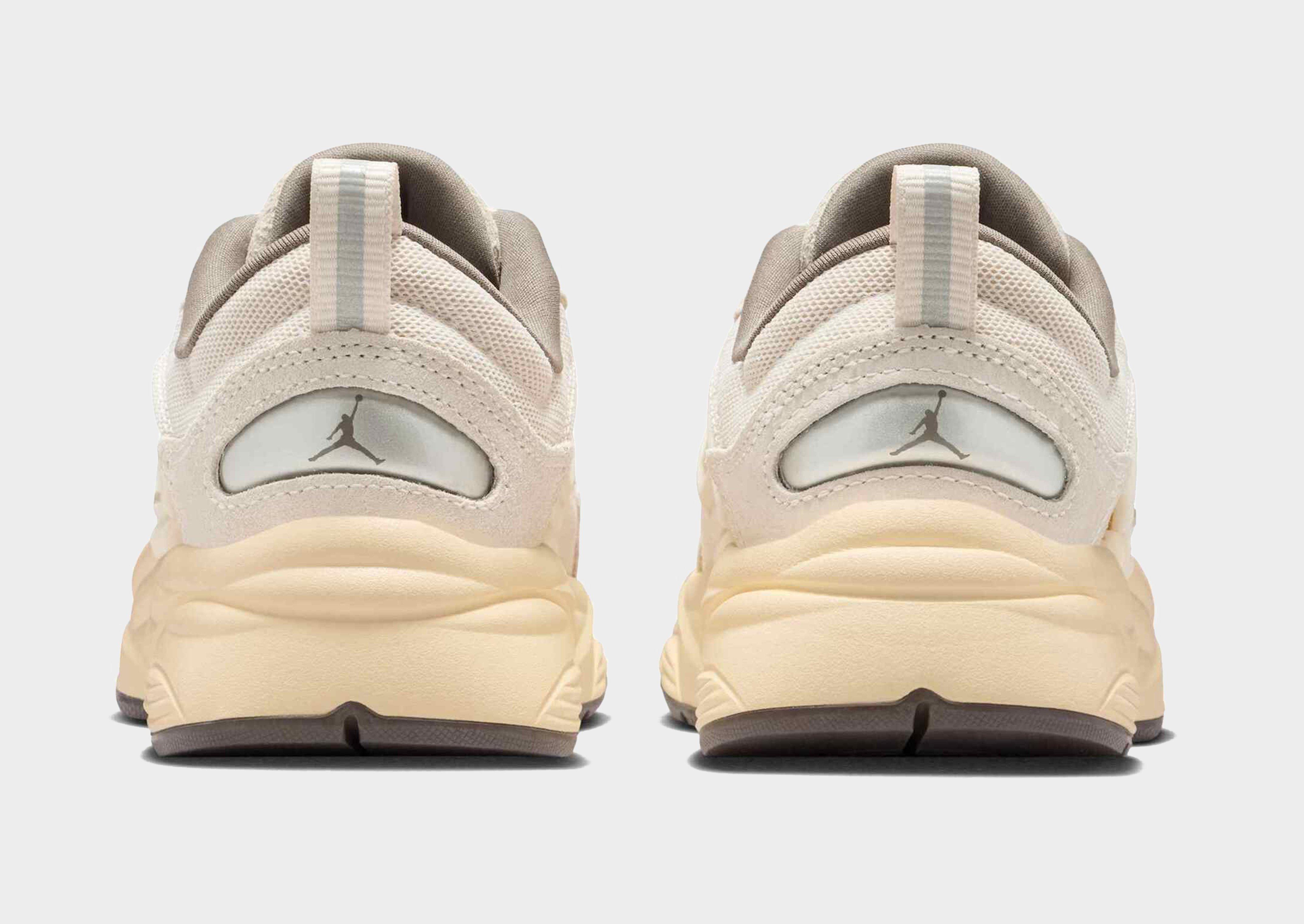 Jordan OLDER KIDS' SHOES