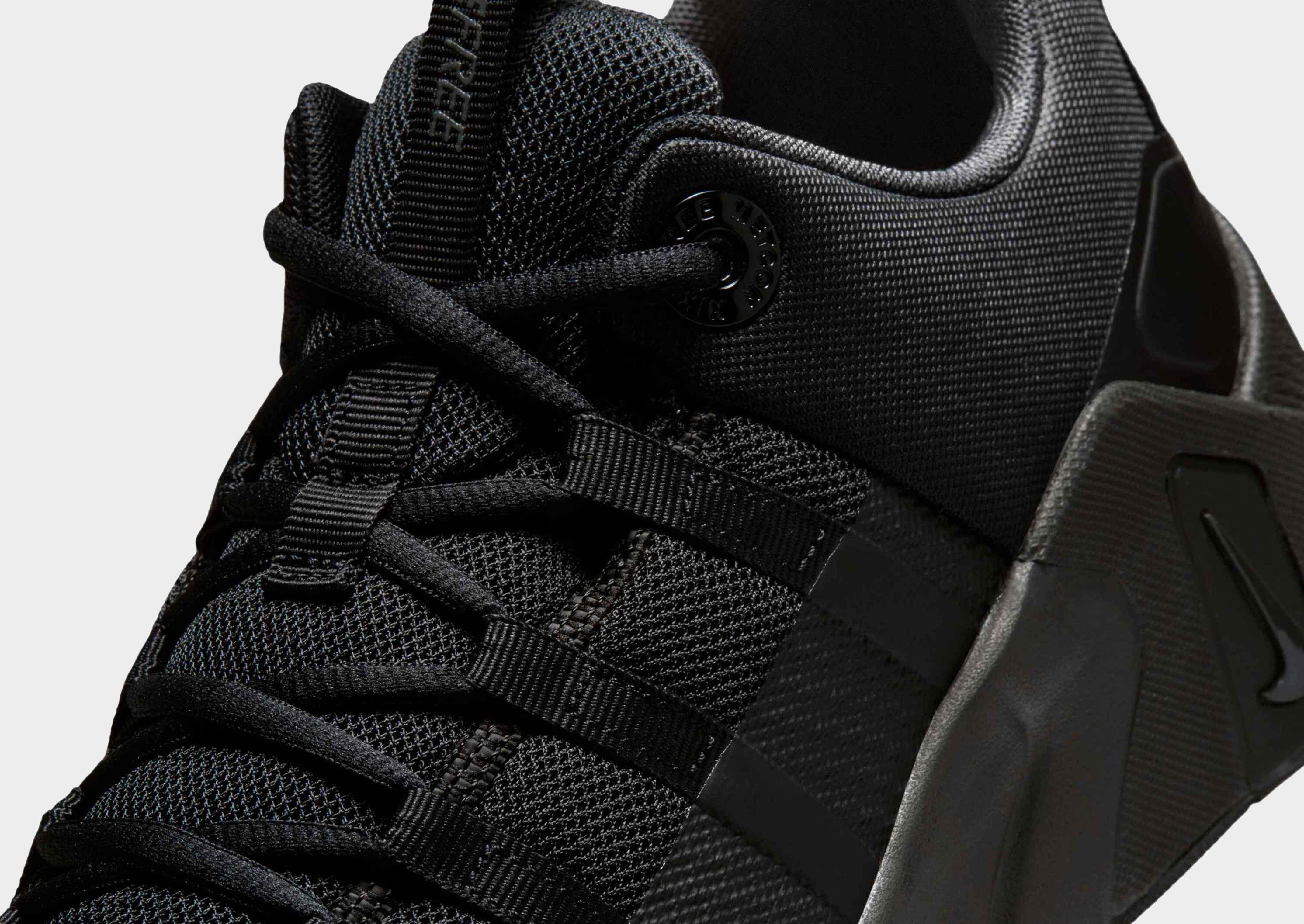 Nike MEN'S TRAINING SHOES
