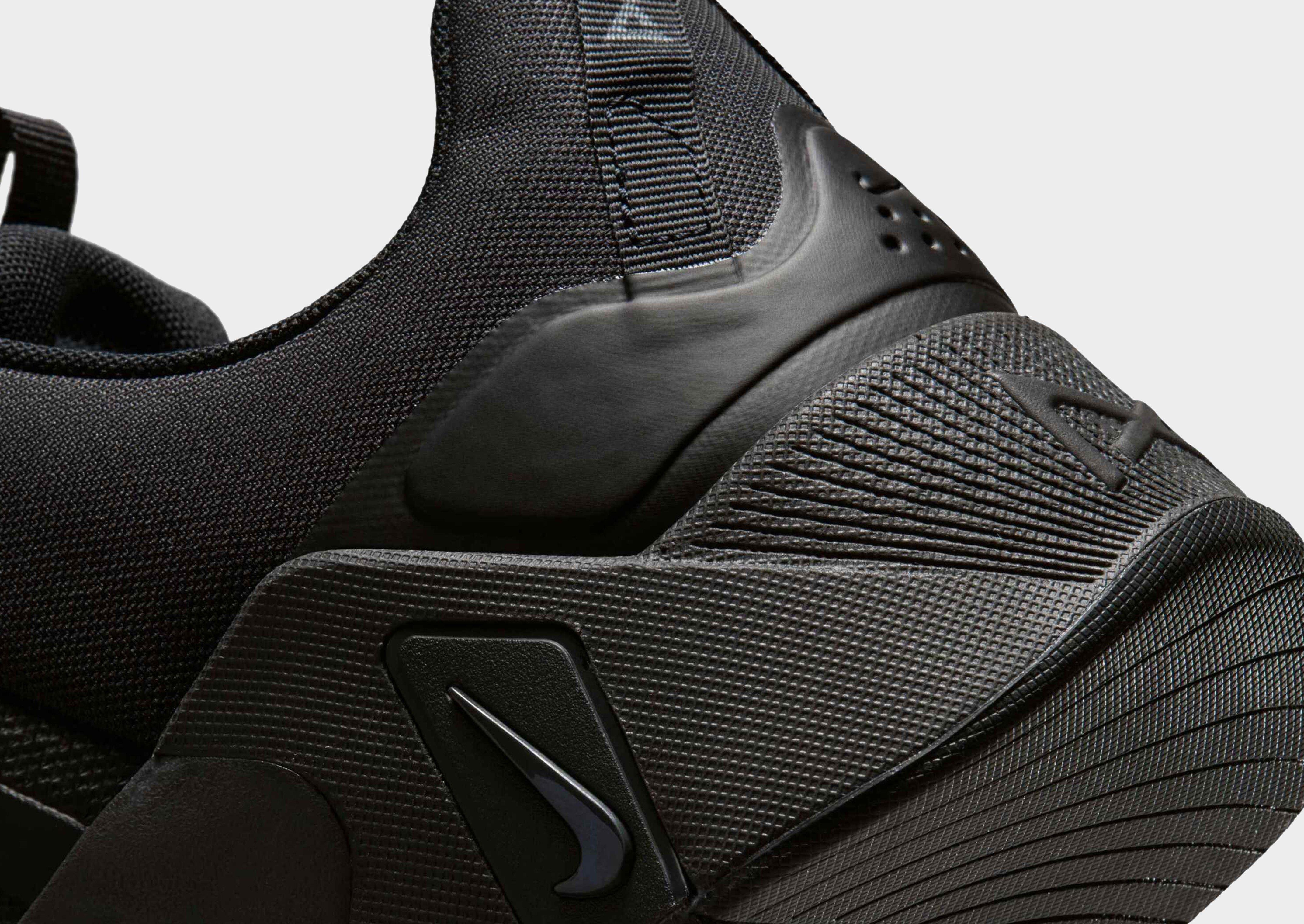 Nike MEN'S TRAINING SHOES