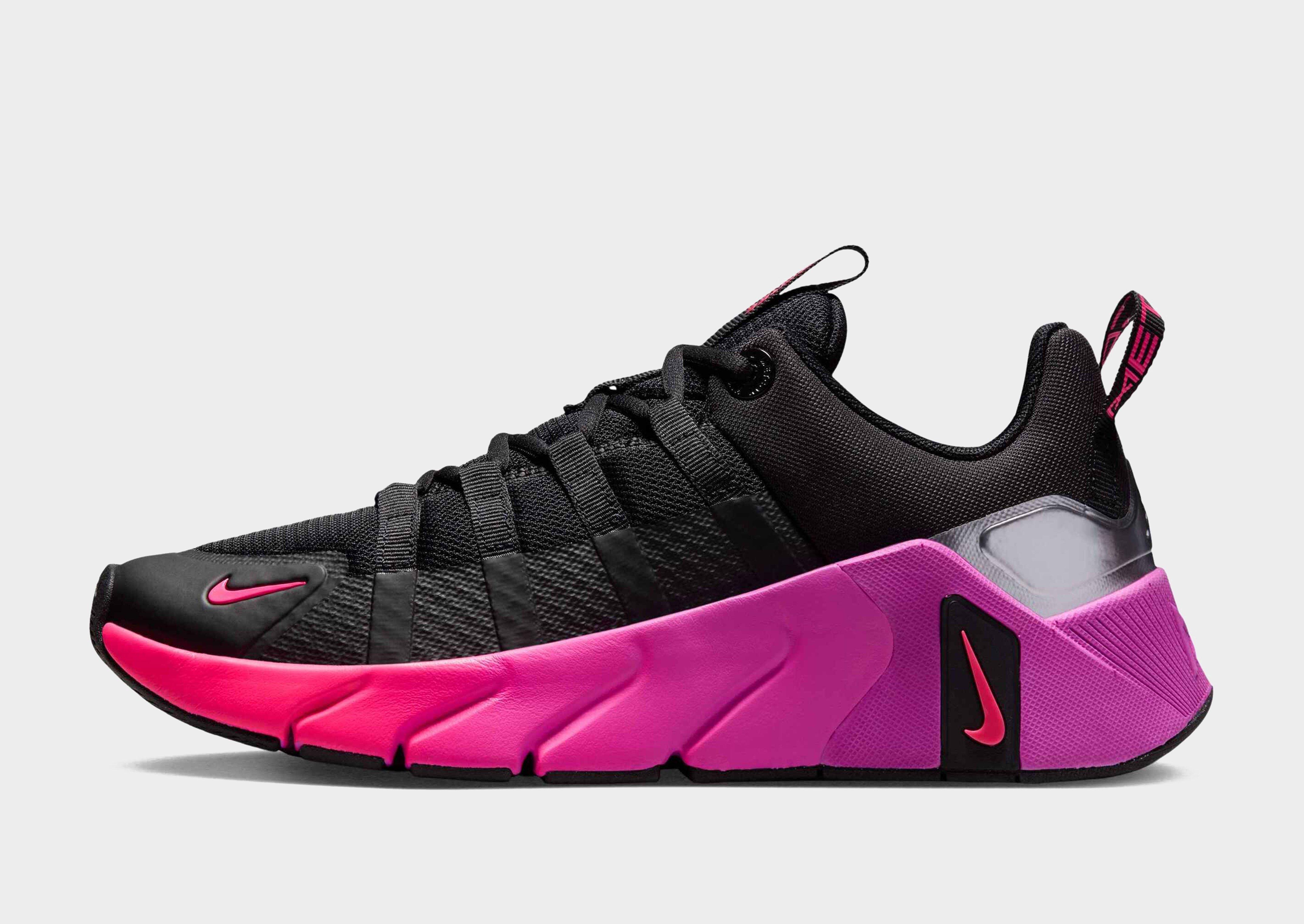 Nike WOMEN'S TRAINING SHOES