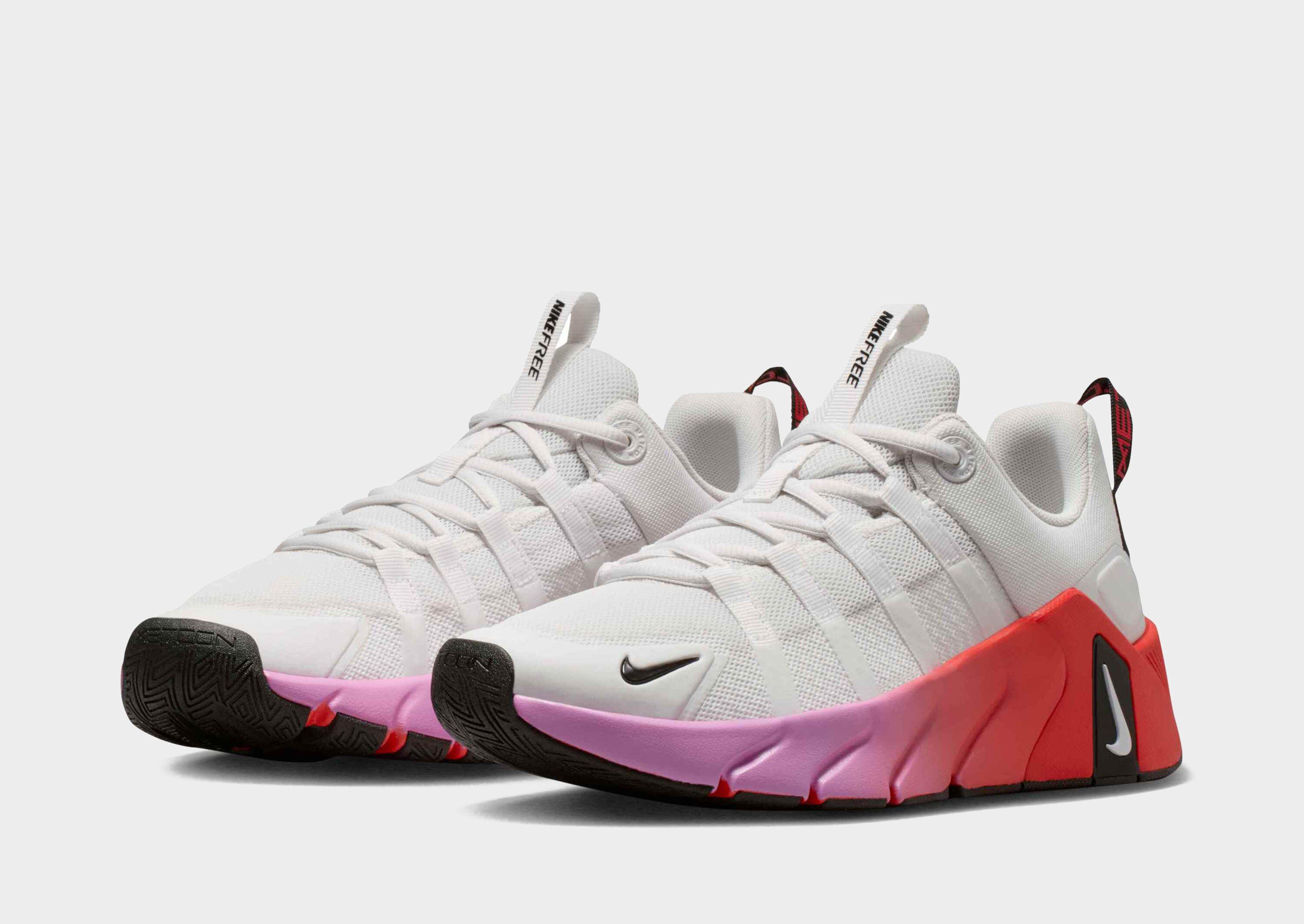 Nike WOMEN'S TRAINING SHOES