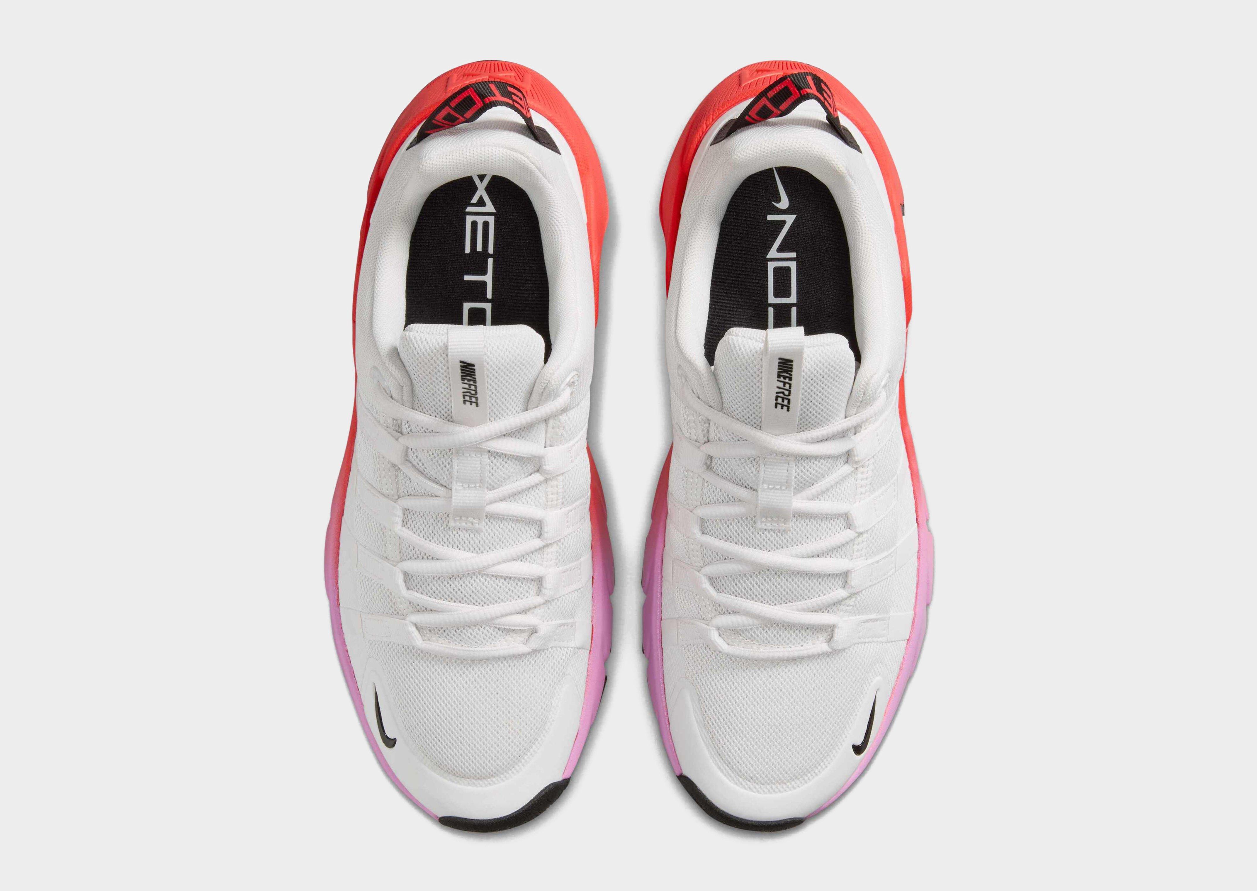Nike WOMEN'S TRAINING SHOES