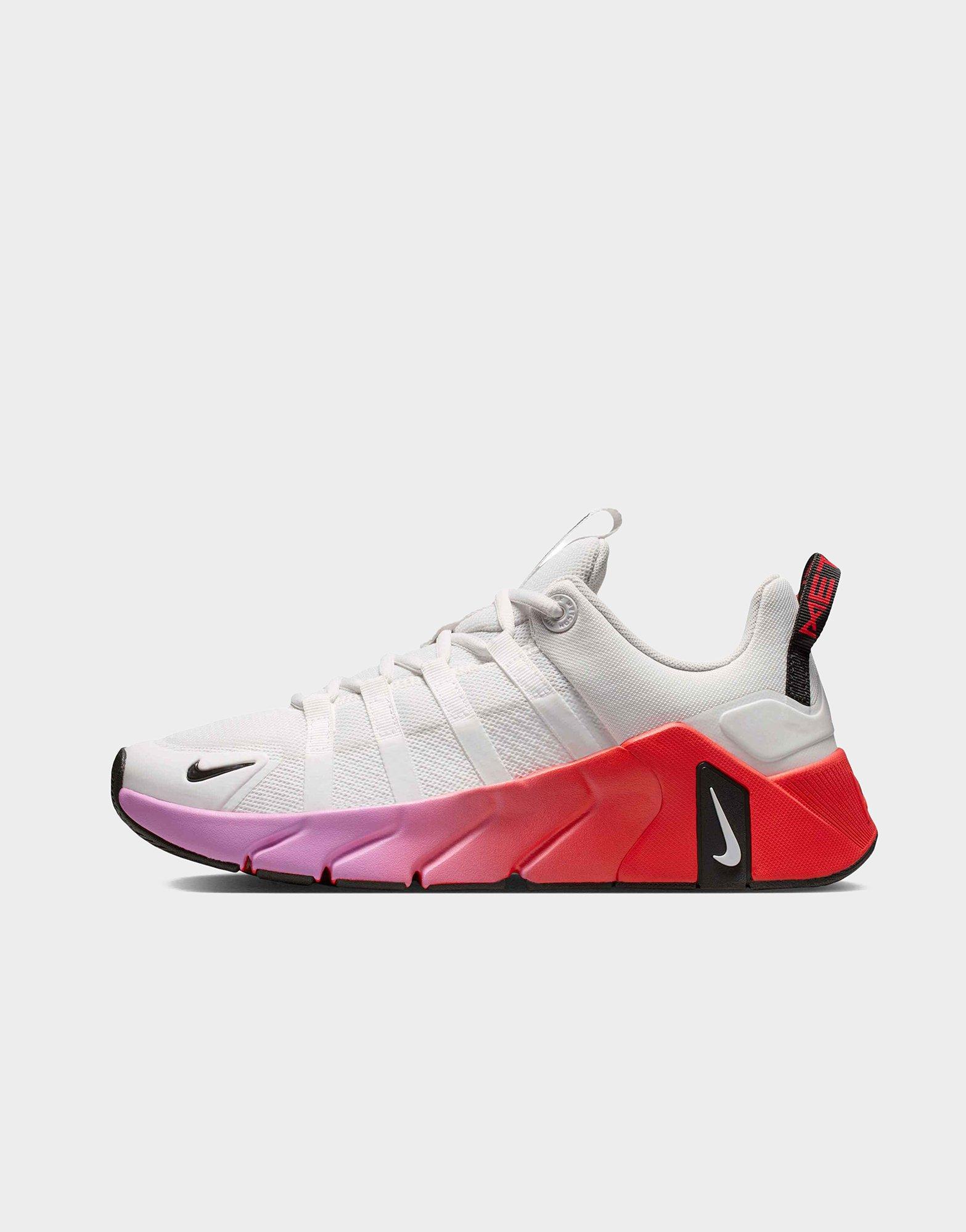 Nike WOMEN'S TRAINING SHOES