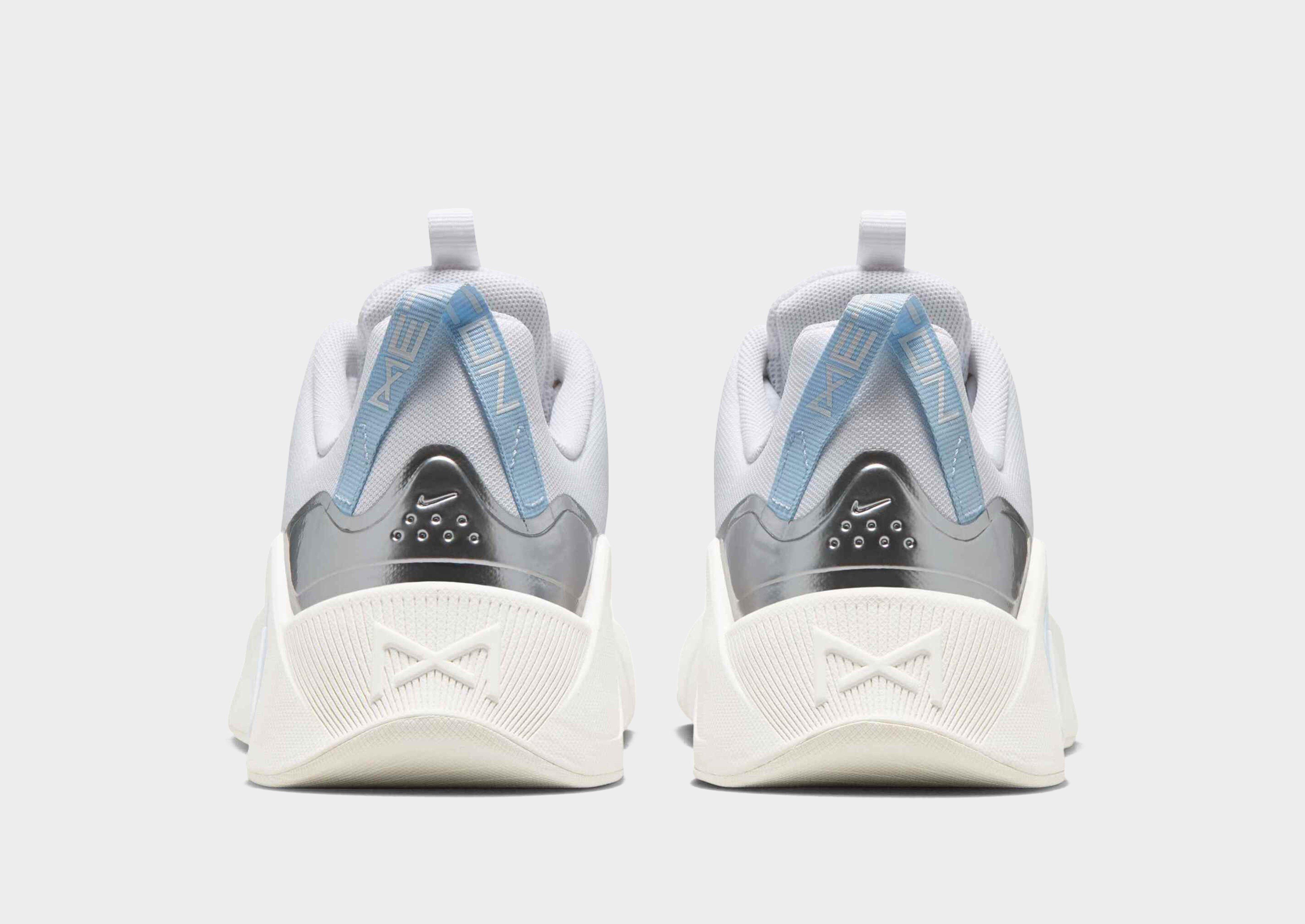 Nike WOMEN'S TRAINING SHOES