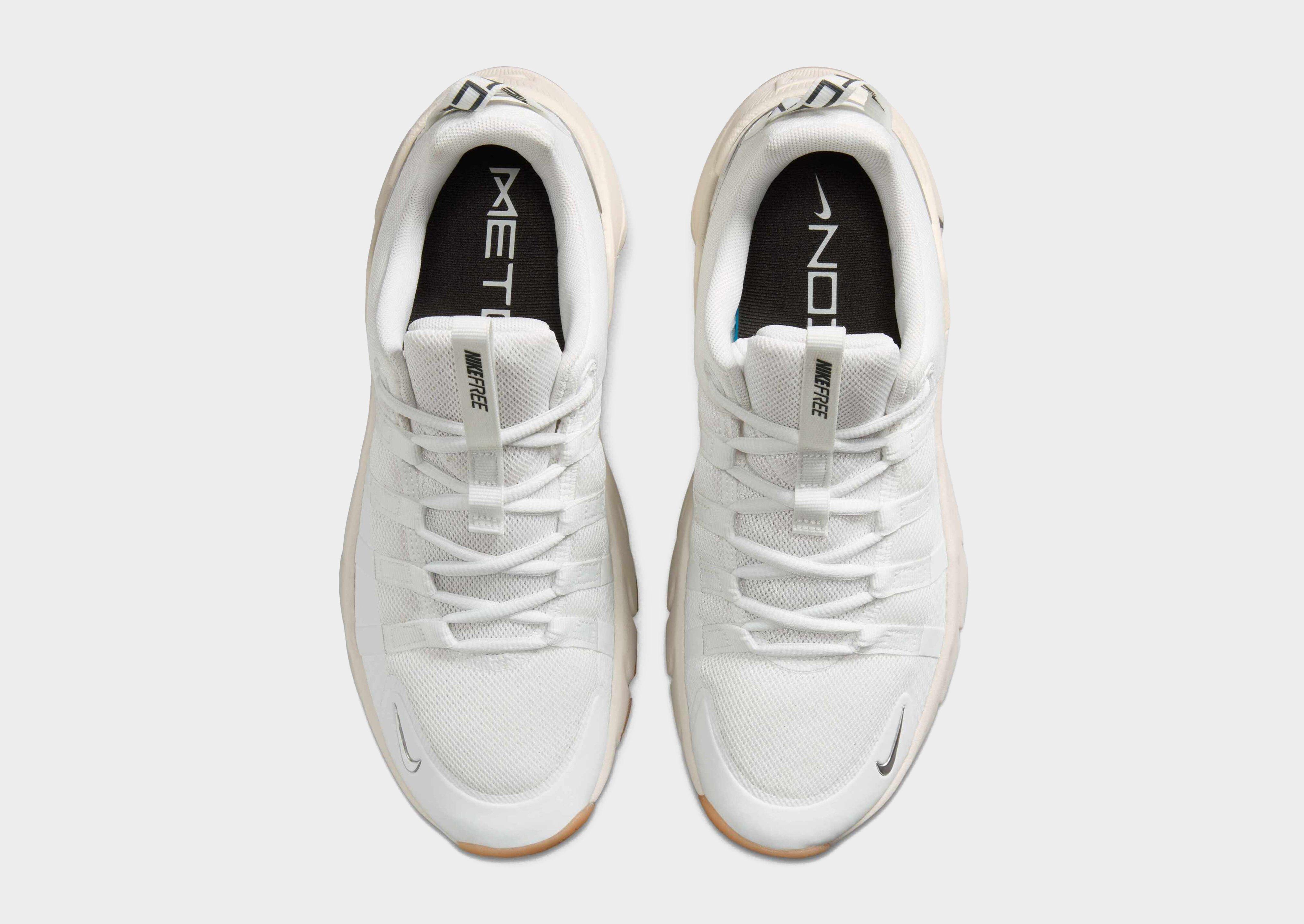 Nike WOMEN'S TRAINING SHOES