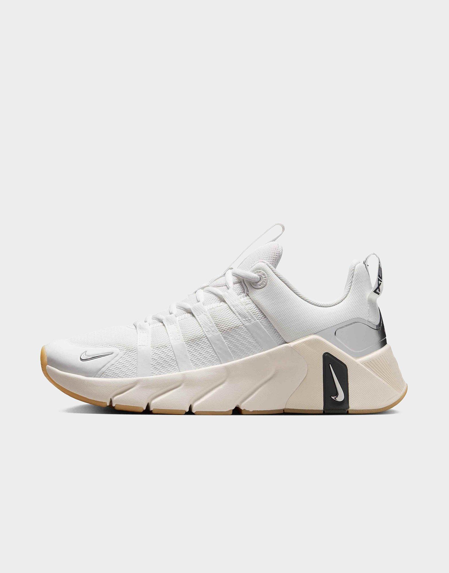 Nike WOMEN'S TRAINING SHOES