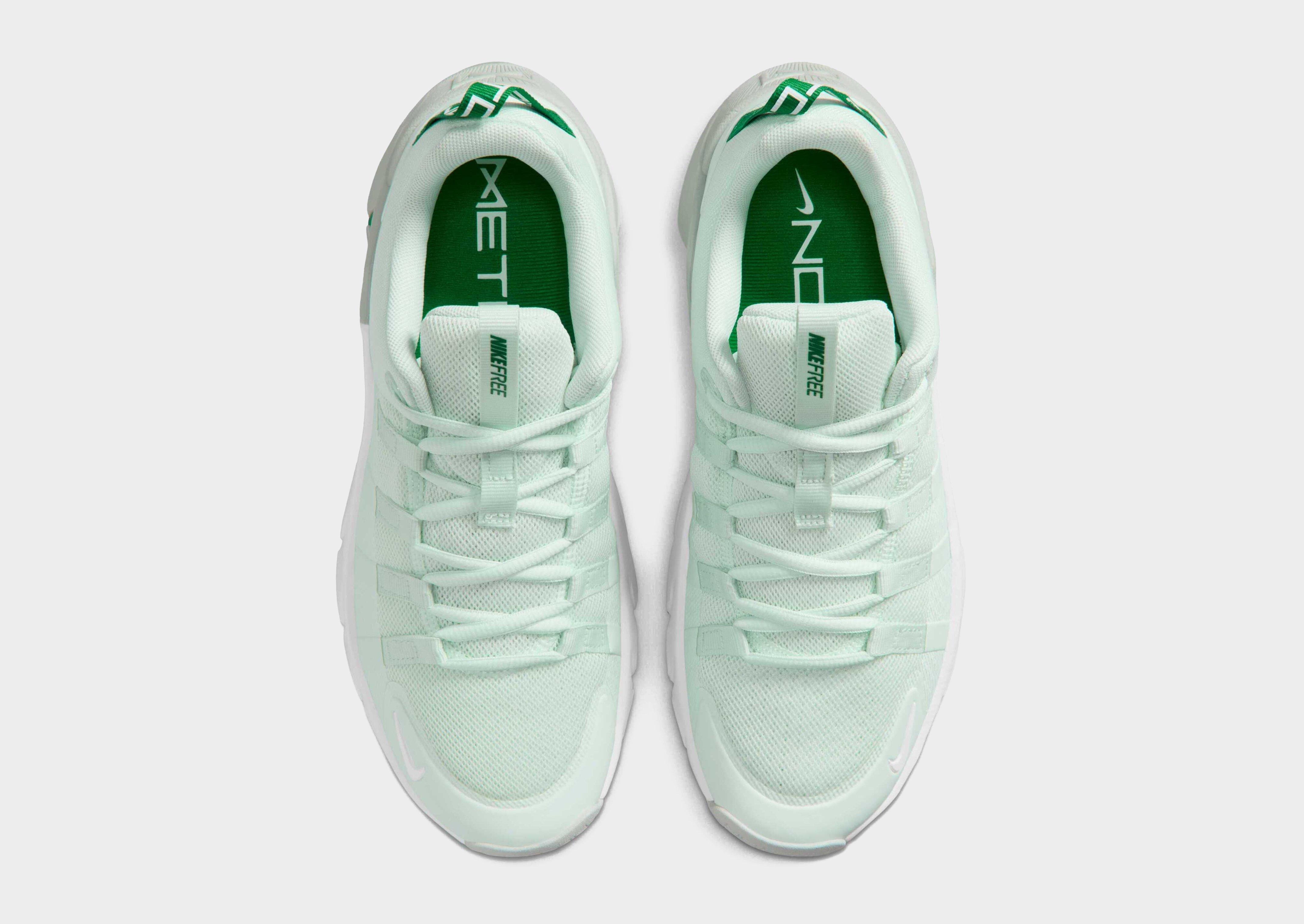 Nike WOMEN'S TRAINING SHOES