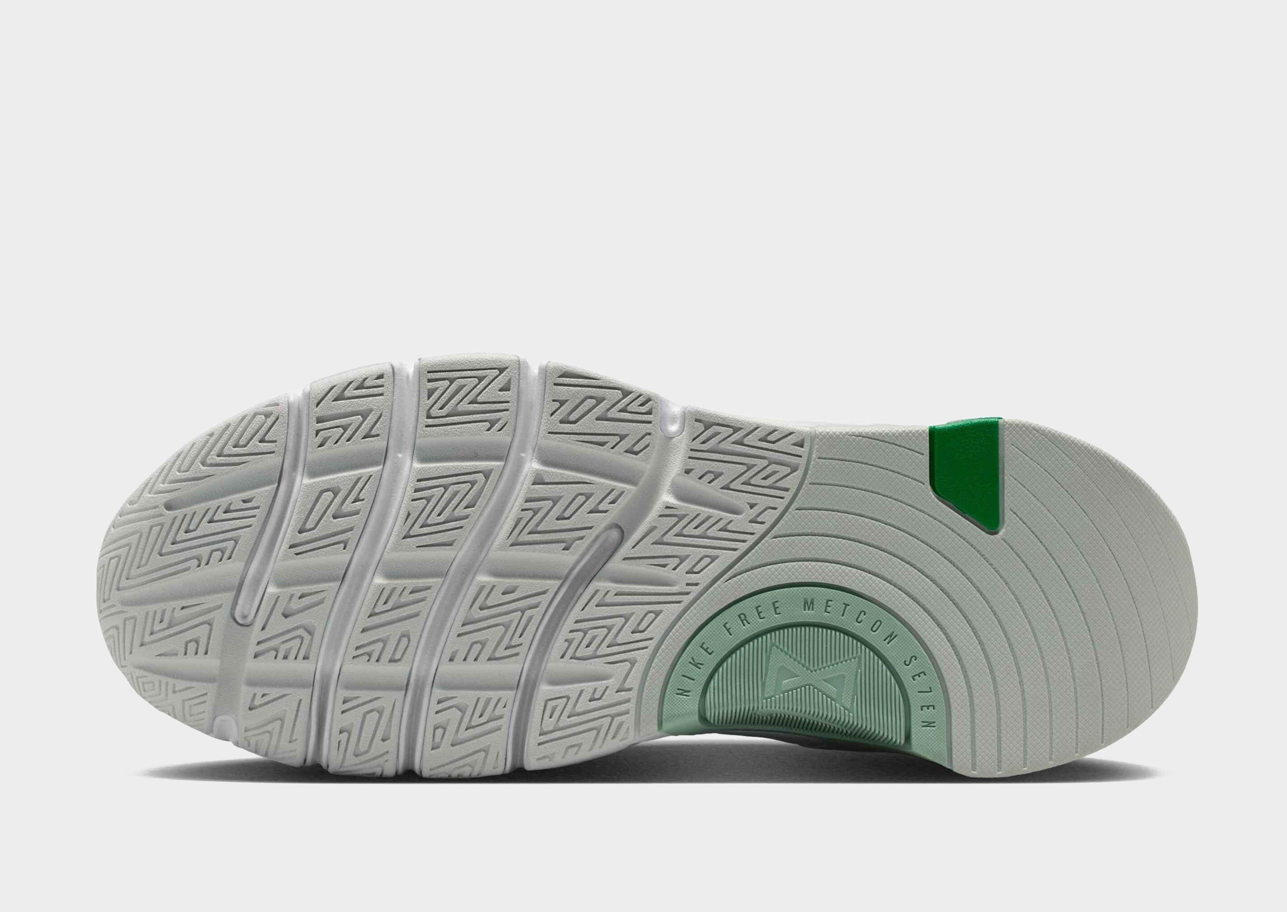 Nike WOMEN'S TRAINING SHOES