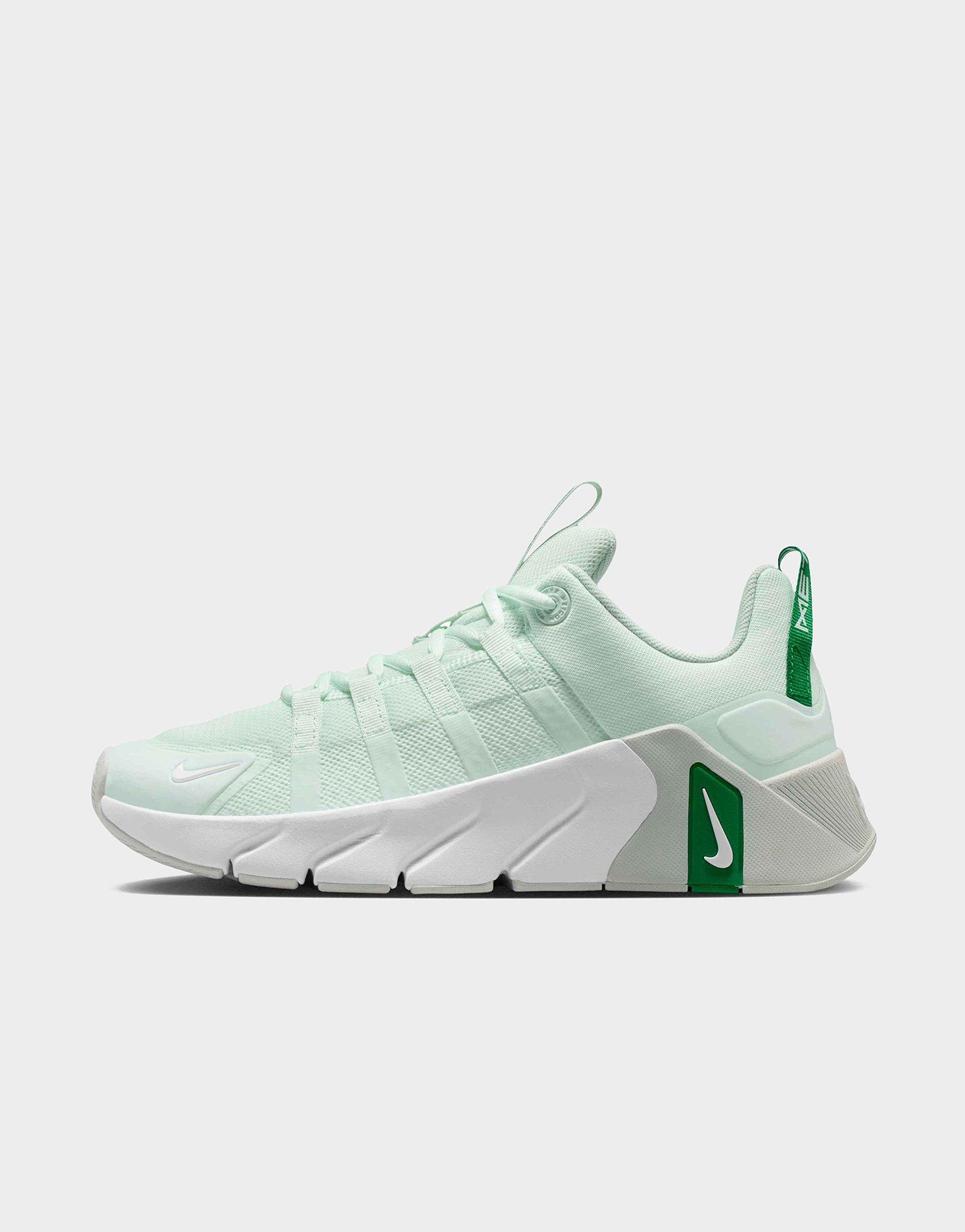 Nike WOMEN'S TRAINING SHOES