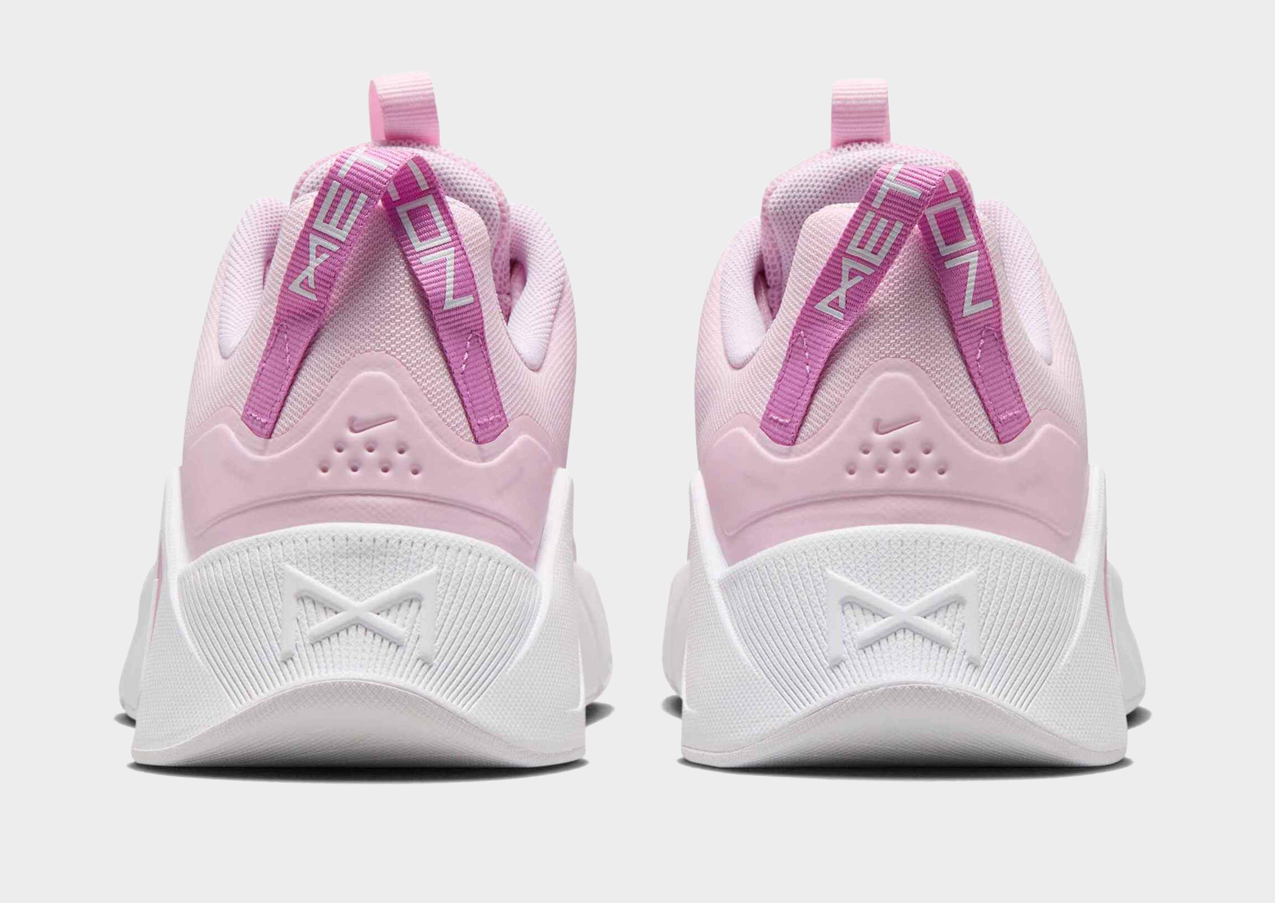 Nike WOMEN'S TRAINING SHOES