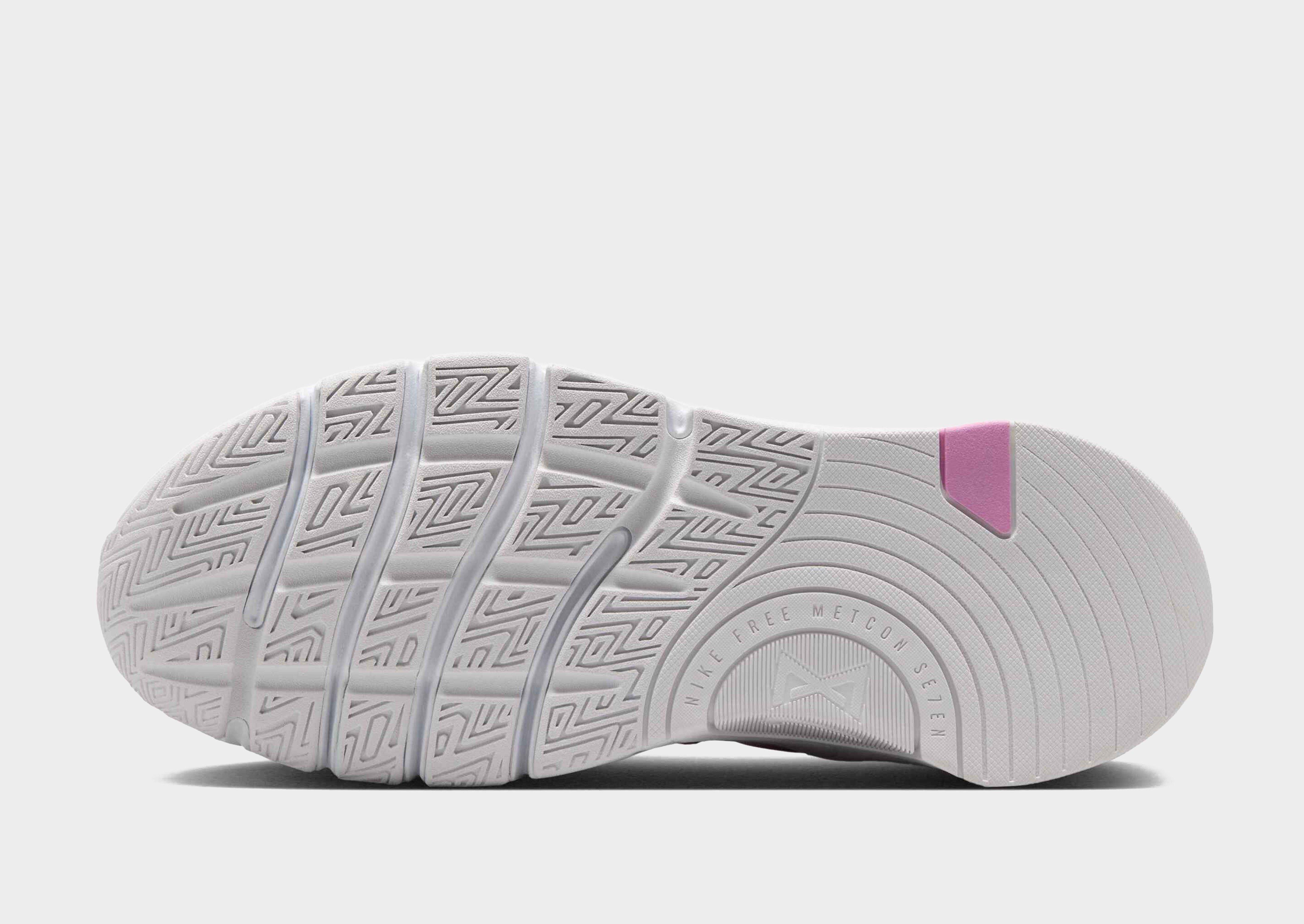 Nike WOMEN'S TRAINING SHOES