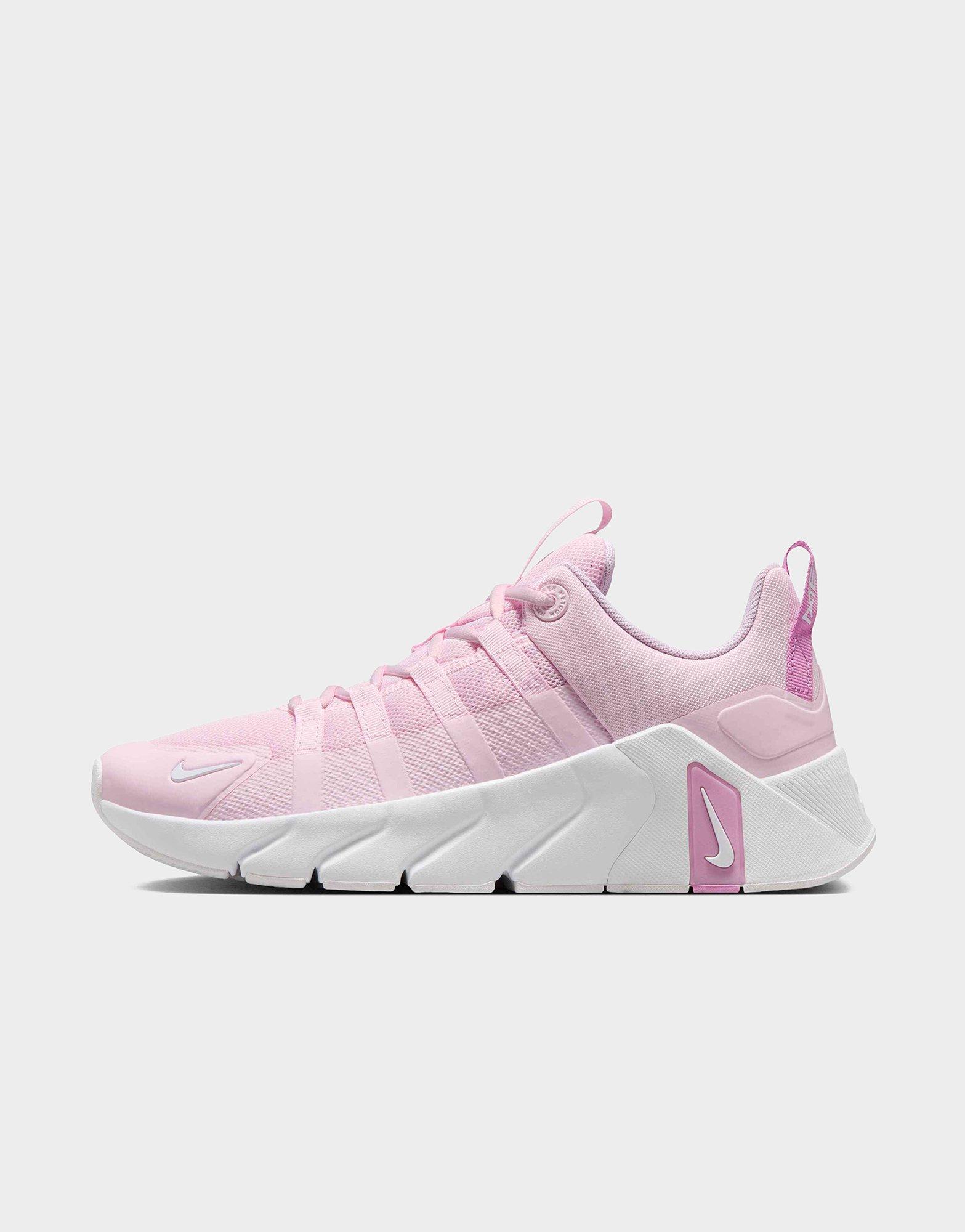 Nike WOMEN'S TRAINING SHOES