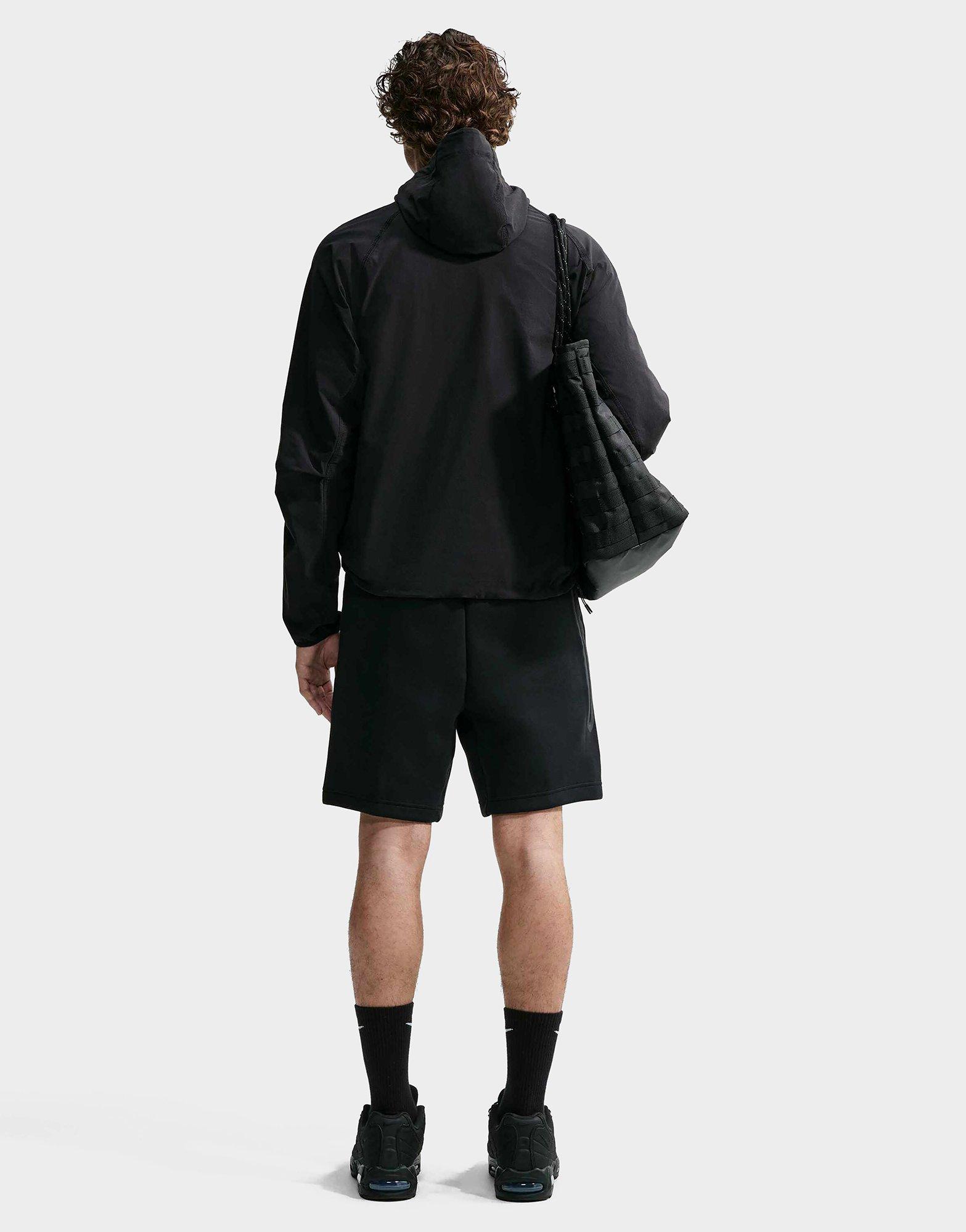 Nike TECH SHORT