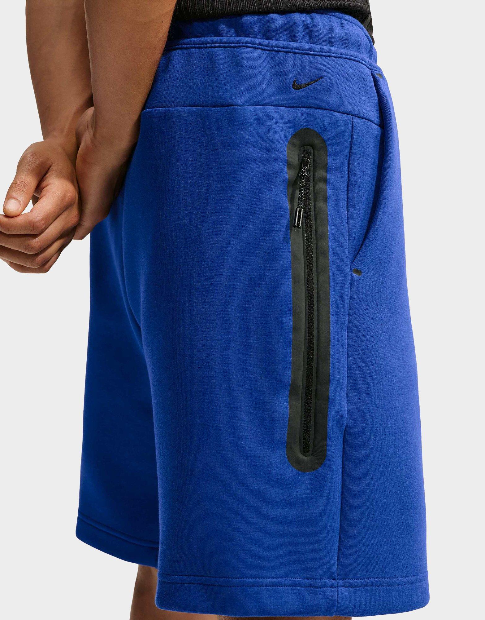 Nike TECH SHORT